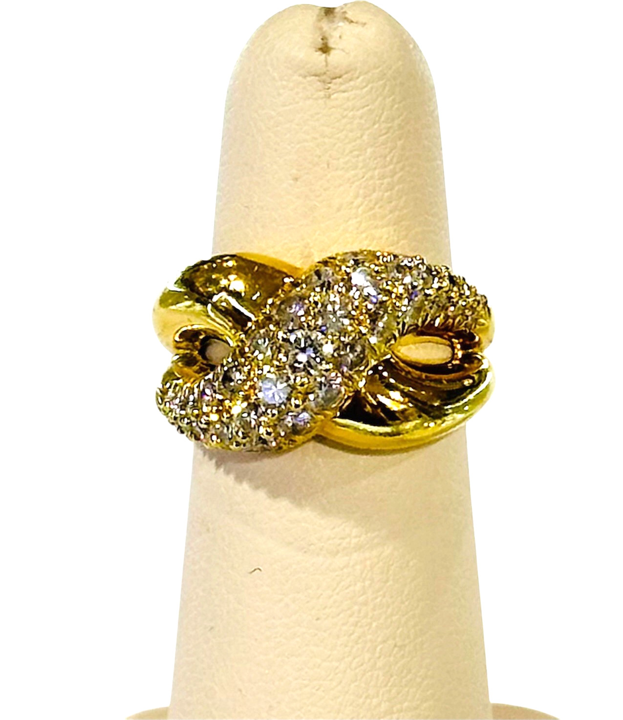 Kurt Wayne 1.50 Carat Paved Diamond 9.6 Grams 18k Yellow Gold Ring 6