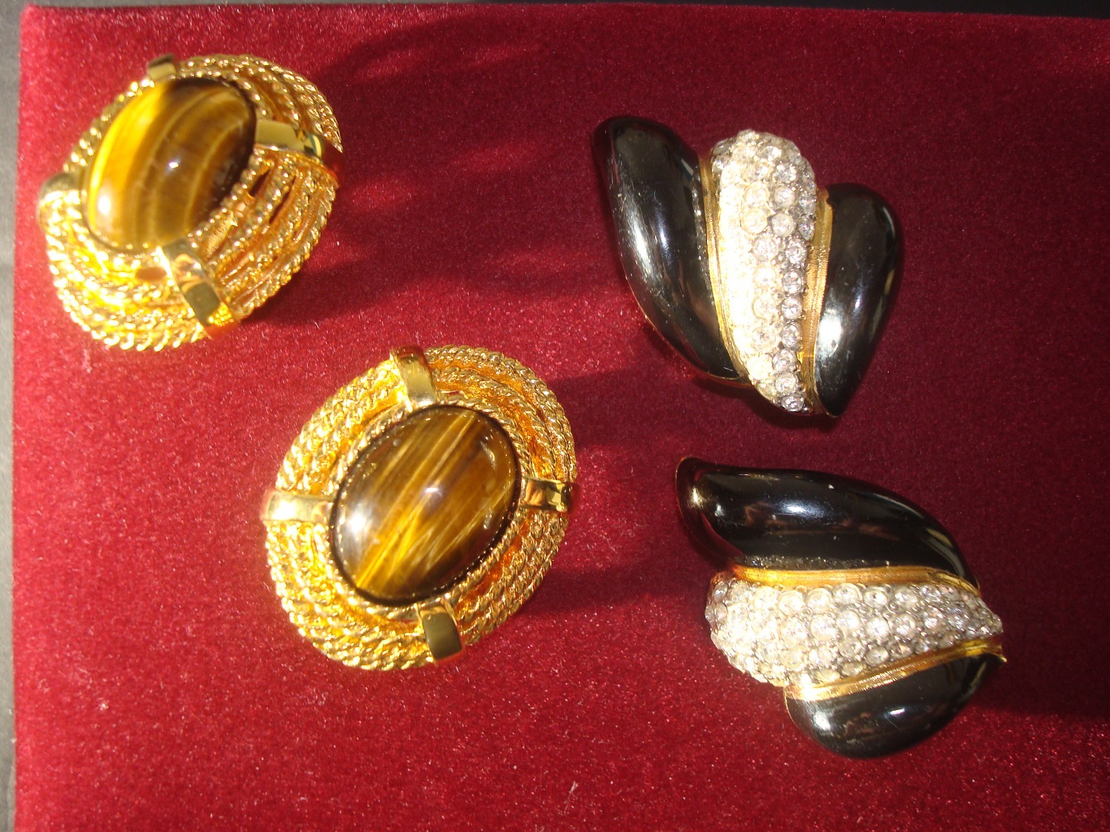 Vtg.St.JOHN LOT (2) EARRINGS OVAL TIGER’s EYE GOLD/T, BLACK ENAMEL RHINESTONES