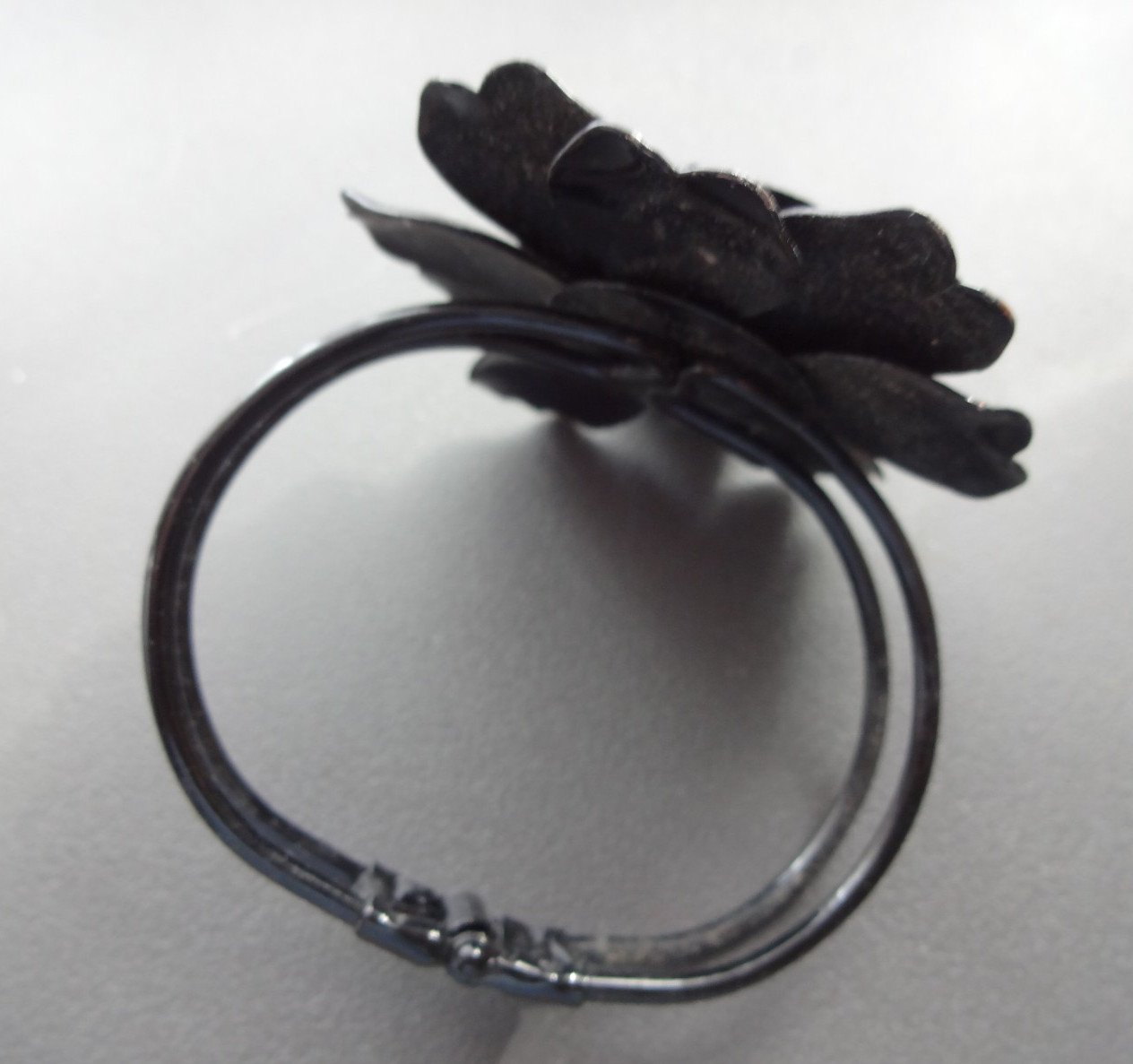 Vtg Chunky Black Enamel Metal Rose Flower Clamper Bracelet Rare Mourning