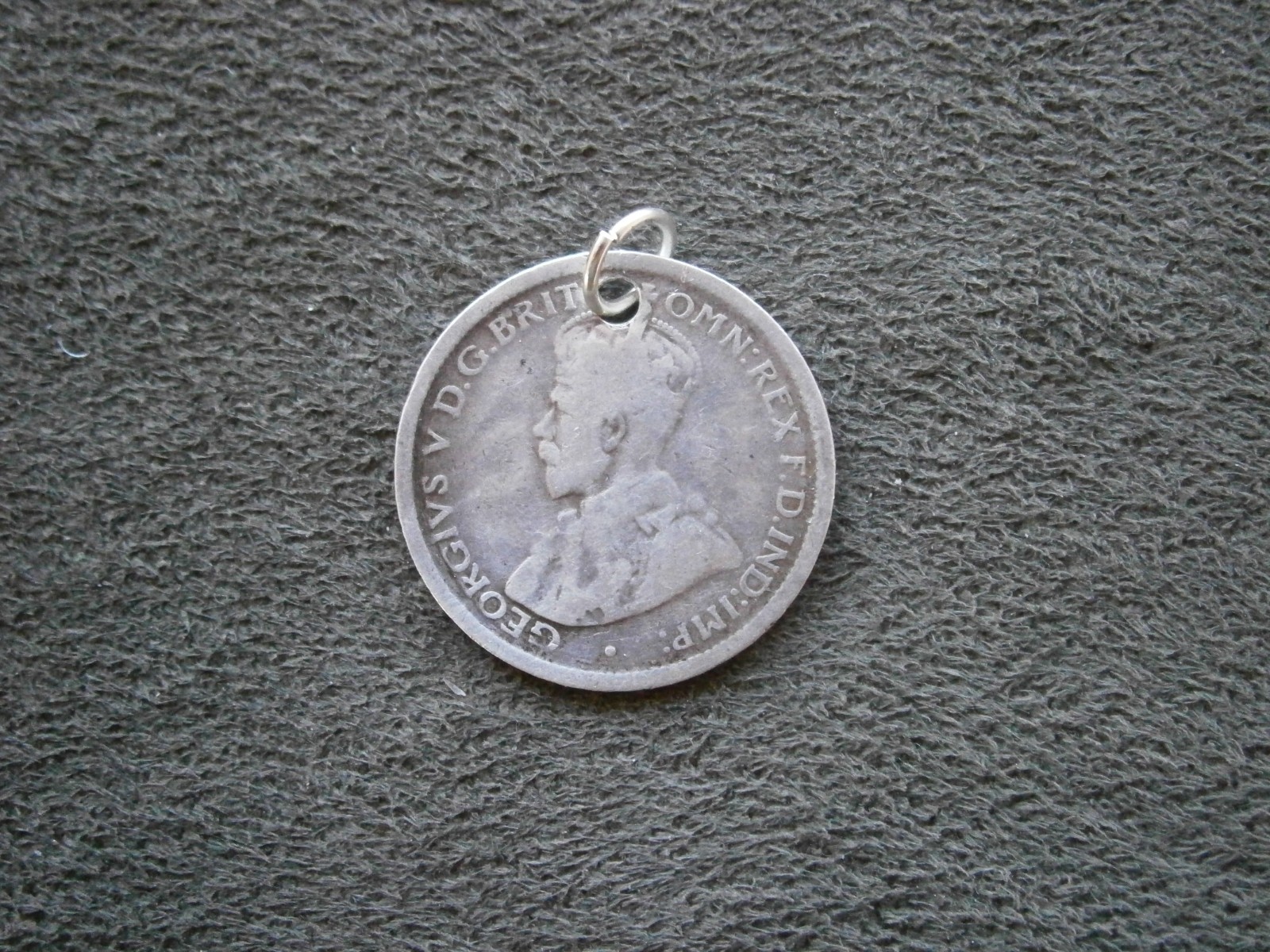 George V Sterling Silver Australia Sixpence Coin Bracelet Charm Pendant 1919