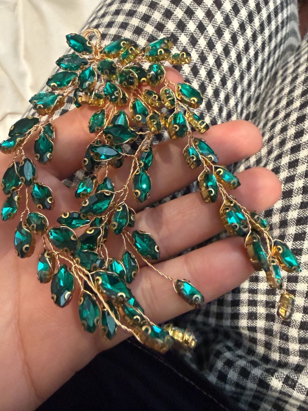 Gold-Tone Emerald Green Marquise Rhinestone w/loop for hook/decor