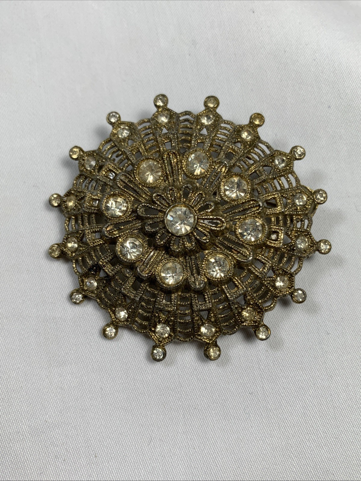 Little Nemo Filigree Rhinestone Pin Brooch