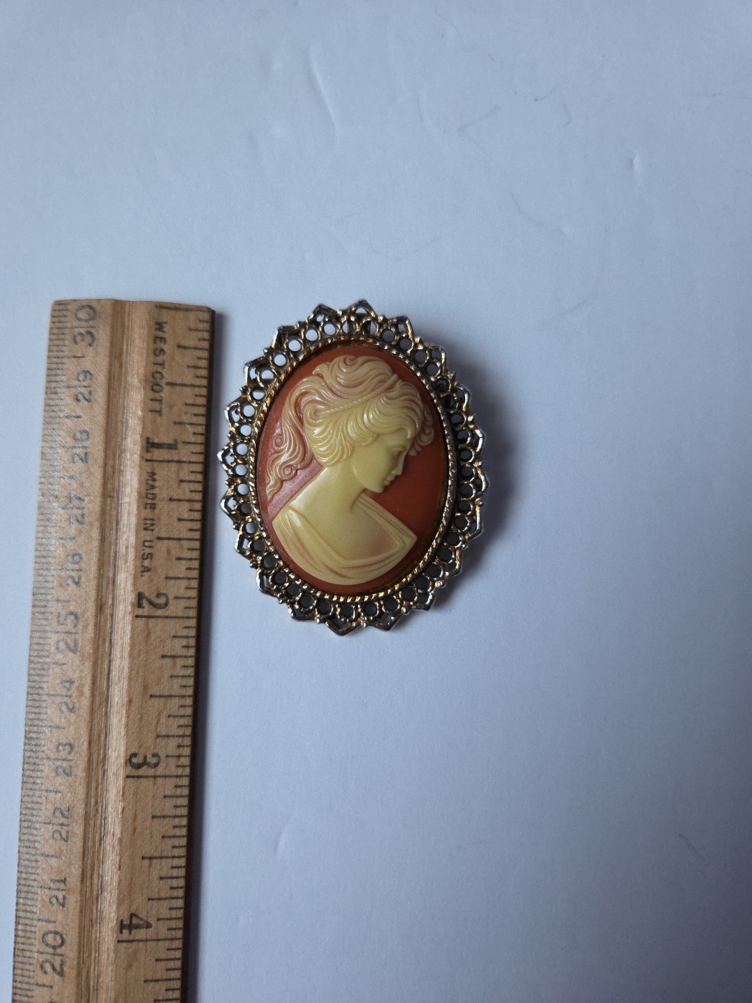 Vintage Victorian Shell Cameo Brooch-GORGEOUS