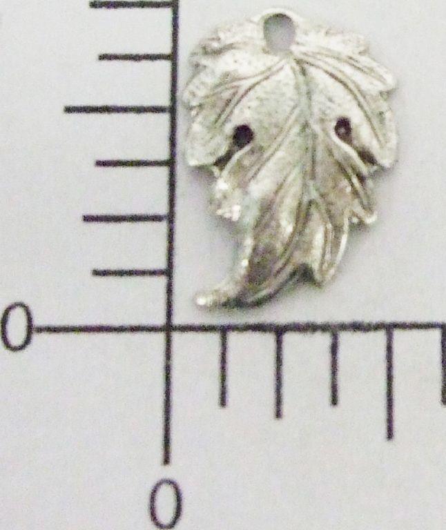 33144 4 Pc.Matte Silver Oxidized Small Leaf Jewelry Finding Charm