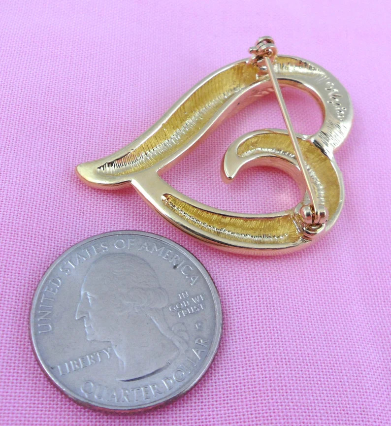 Napier Signed Heart Brooch Gold Tone Valentines Day Jewelry Gift For Her EUC