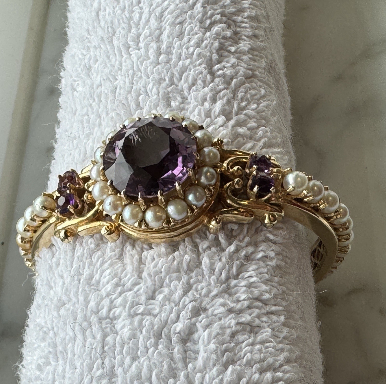 Heavy VTG Estate 14K Solid Yellow Gold 11.97ctw Amethyst Locket Bracket