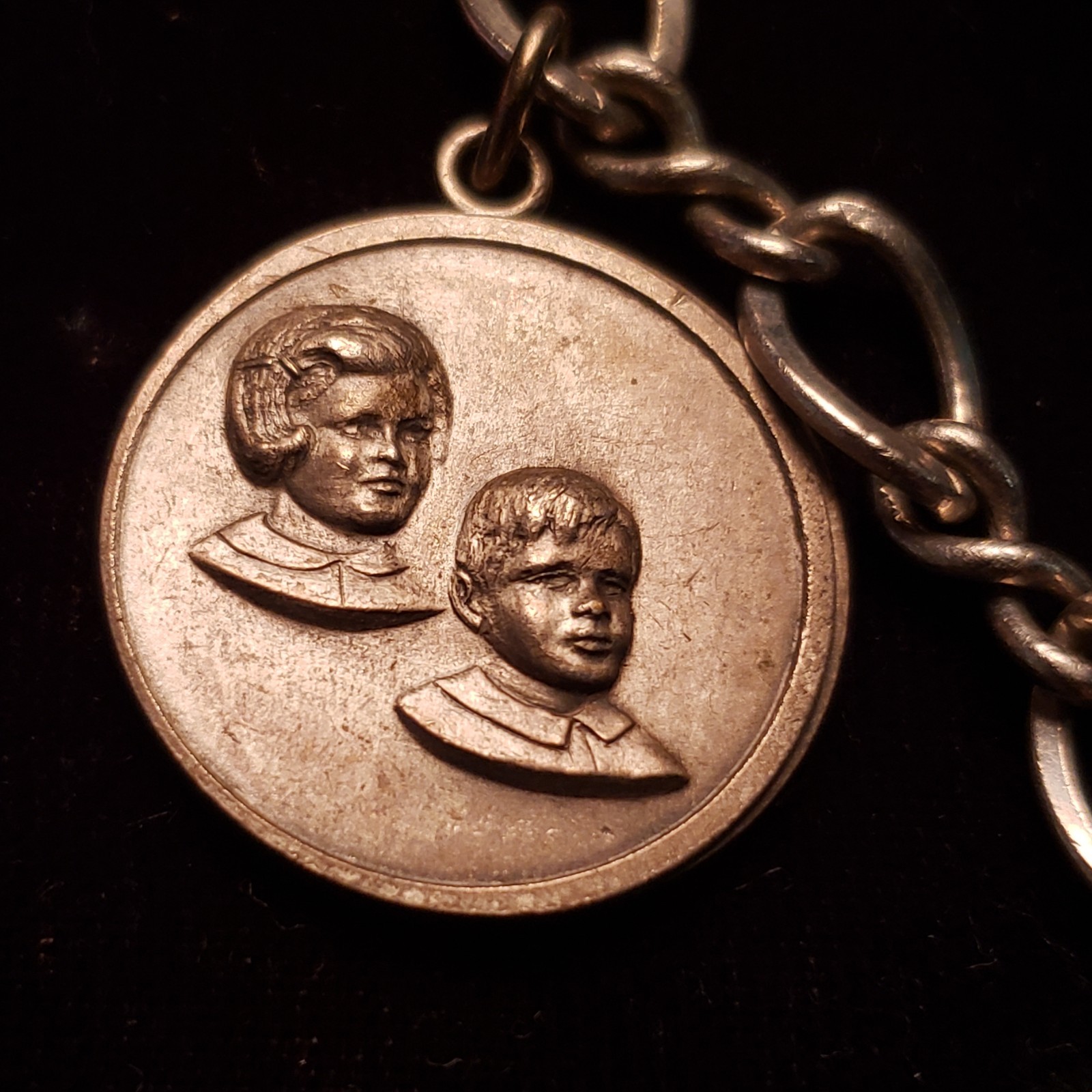 1960’s JFK JOHN JR JACKIE O CHARM BRACELET SILVER TONE