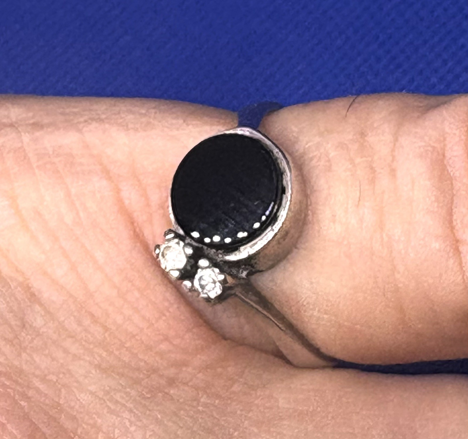 A08 Vintage 925 Sterling Silver Ring Size 8 est 1950s Black Onyx & Topaz 2.95g