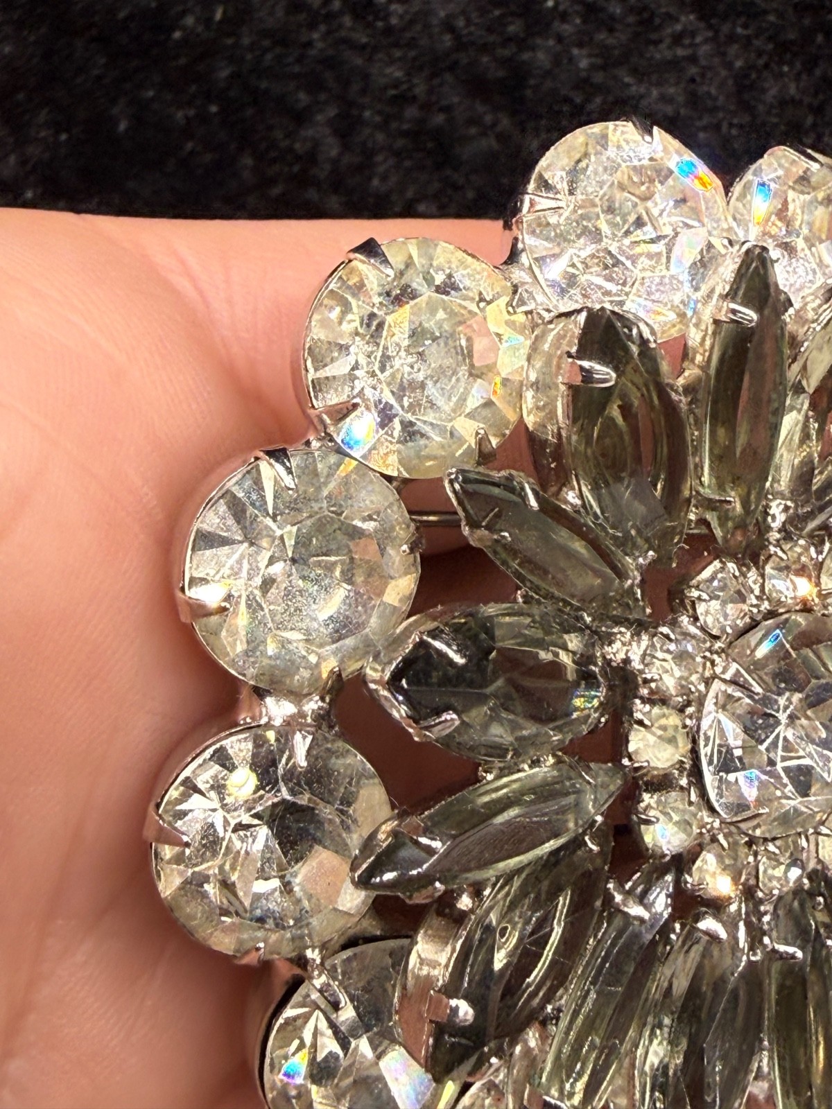 Vintage Verified Juliana Rhinestone Brooch Immaculate Sparkle Smokey #1827