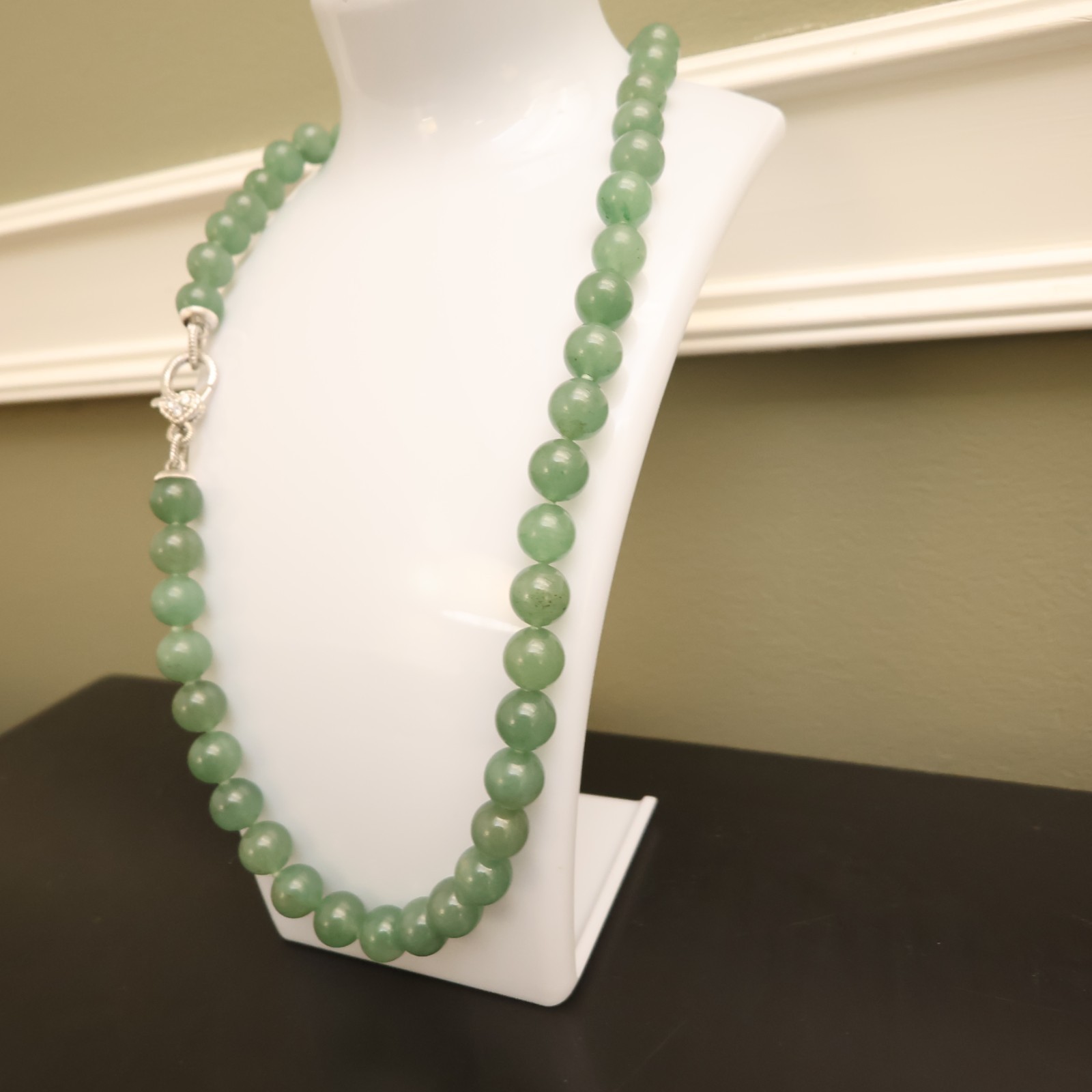 Judith Ripka necklace aventurine beads sterling silver 925 clasp DMQ signed 20in