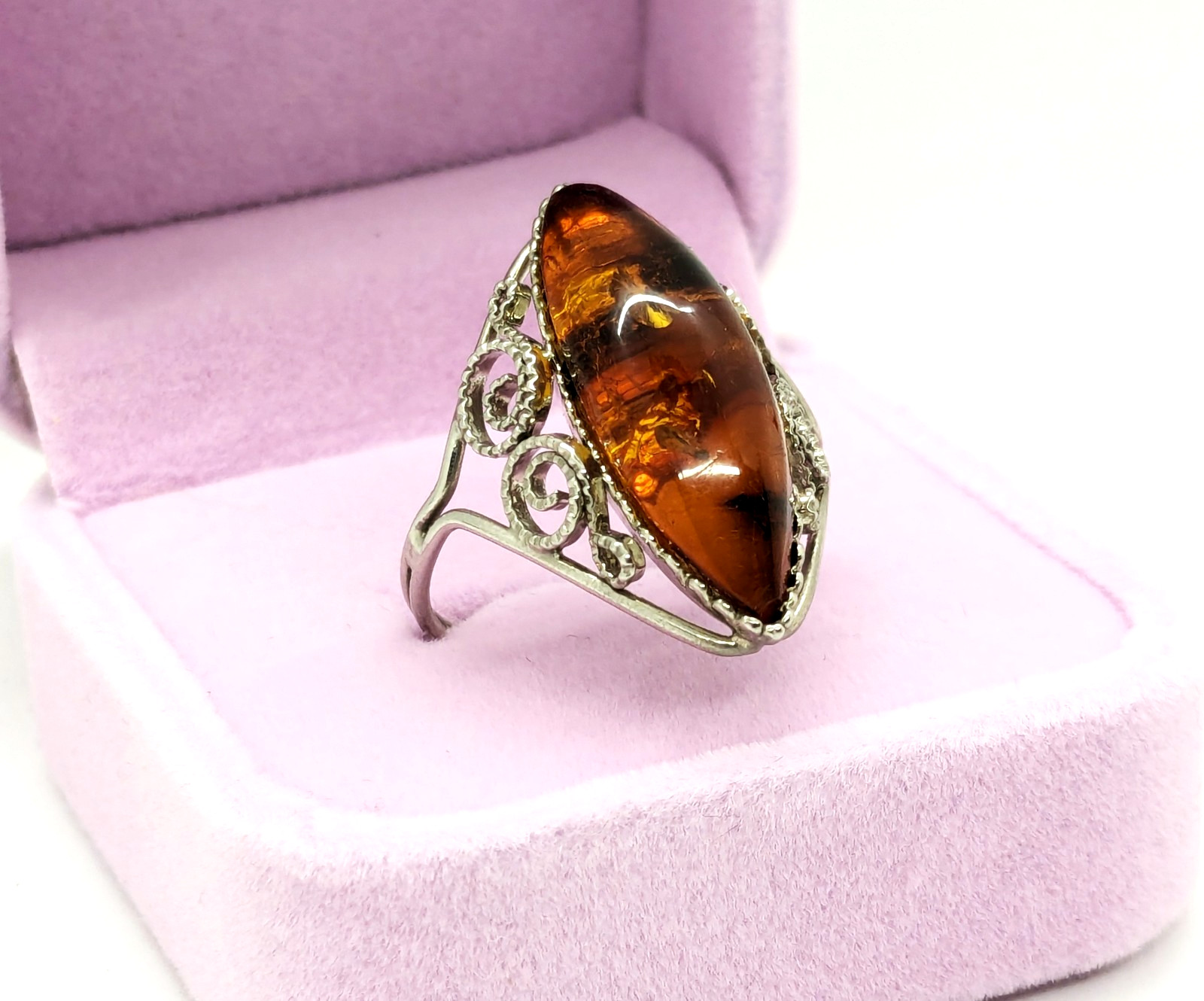 Vintage Elegant Soviet RING with Bright Natural Amber -size: 9.5US (19.5mm) #121