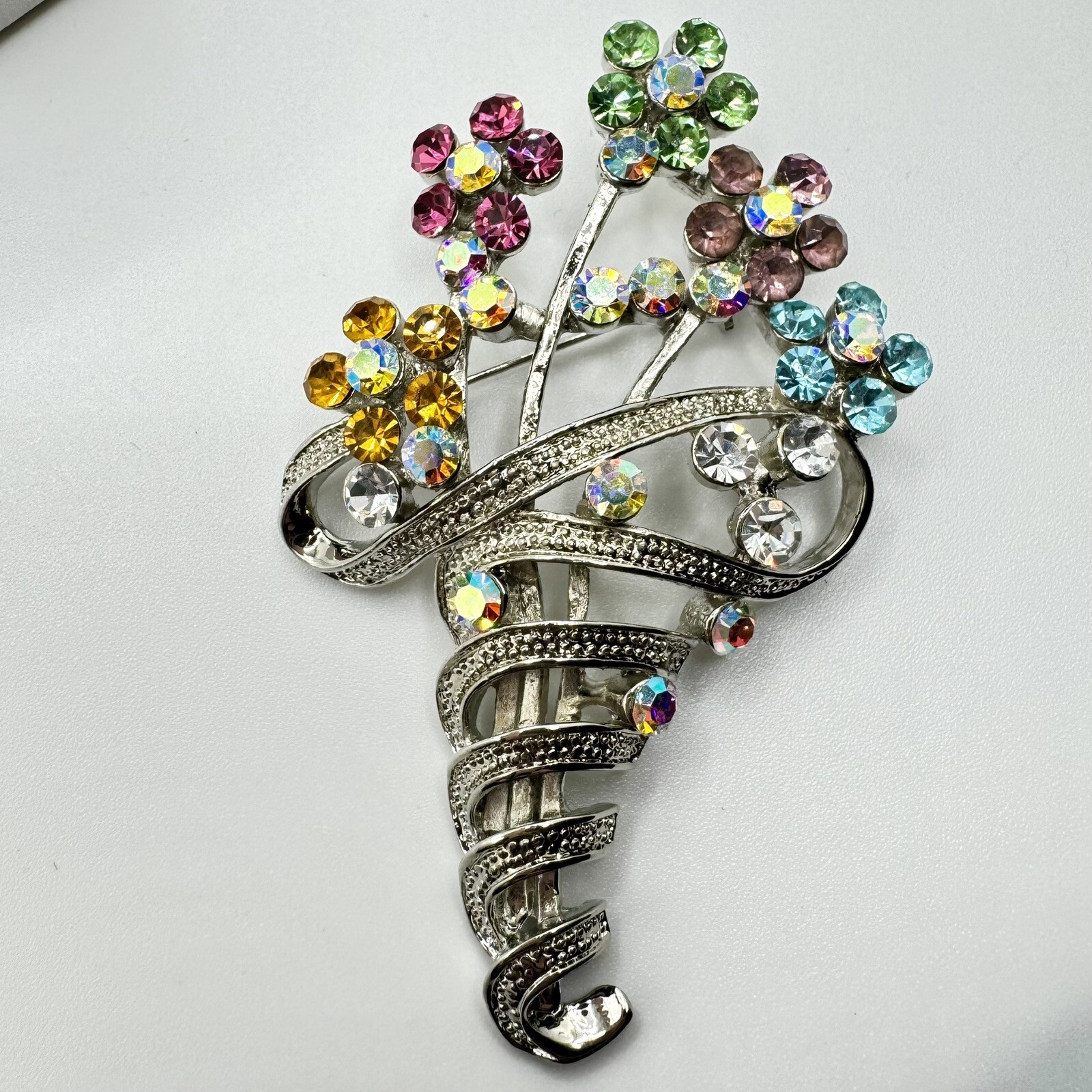 VTG Brooch Multicolor Rhinestones Flower Bouquet Silvertone Pin Unbranded