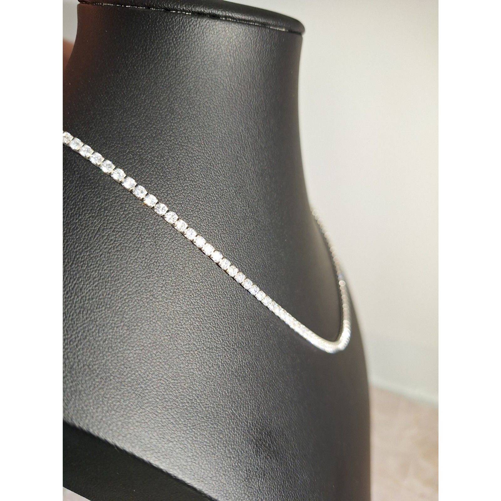 A Vintage Rhinestone Choker Necklace Cubed Prong Set Elegant Evening Old Money