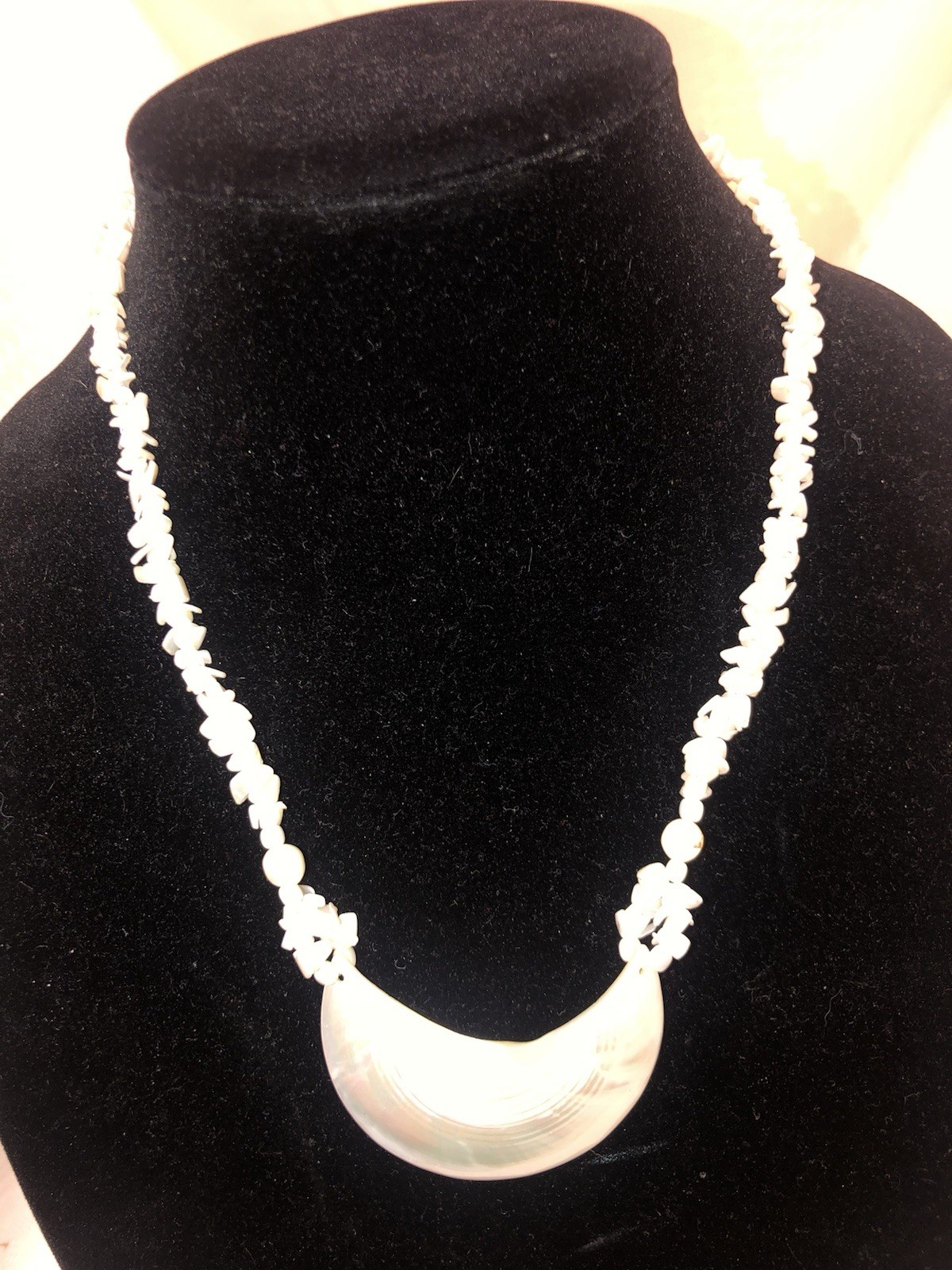 Vintage Mother of Pearl Crescent Moon Pendant Necklace White Heishi Shell Beads