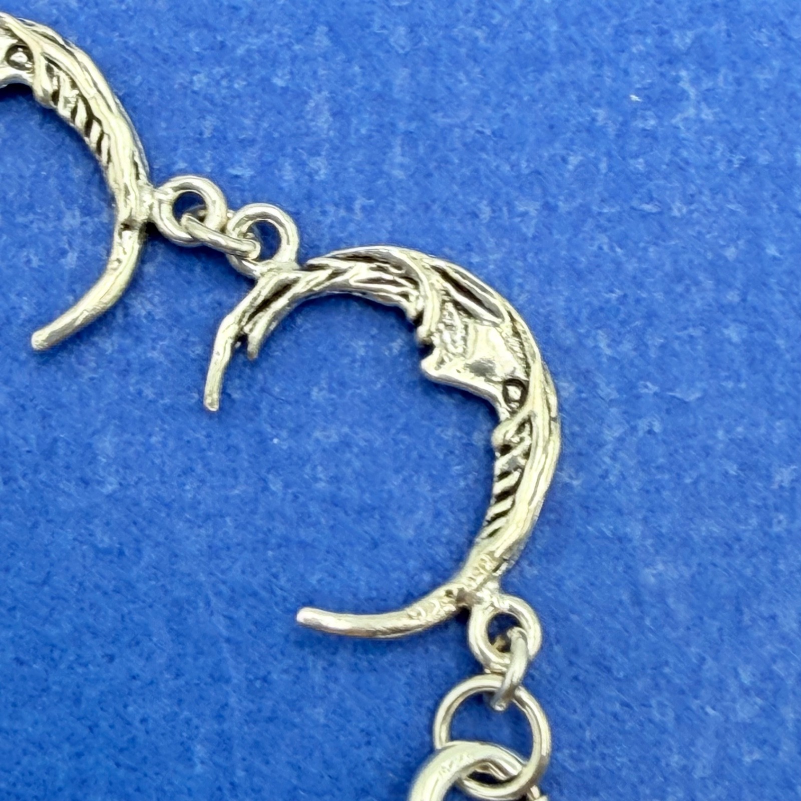 Vintage Sterling Silver 925 Crescent Moon Chain Bracelet Size 7″ New Old Stock