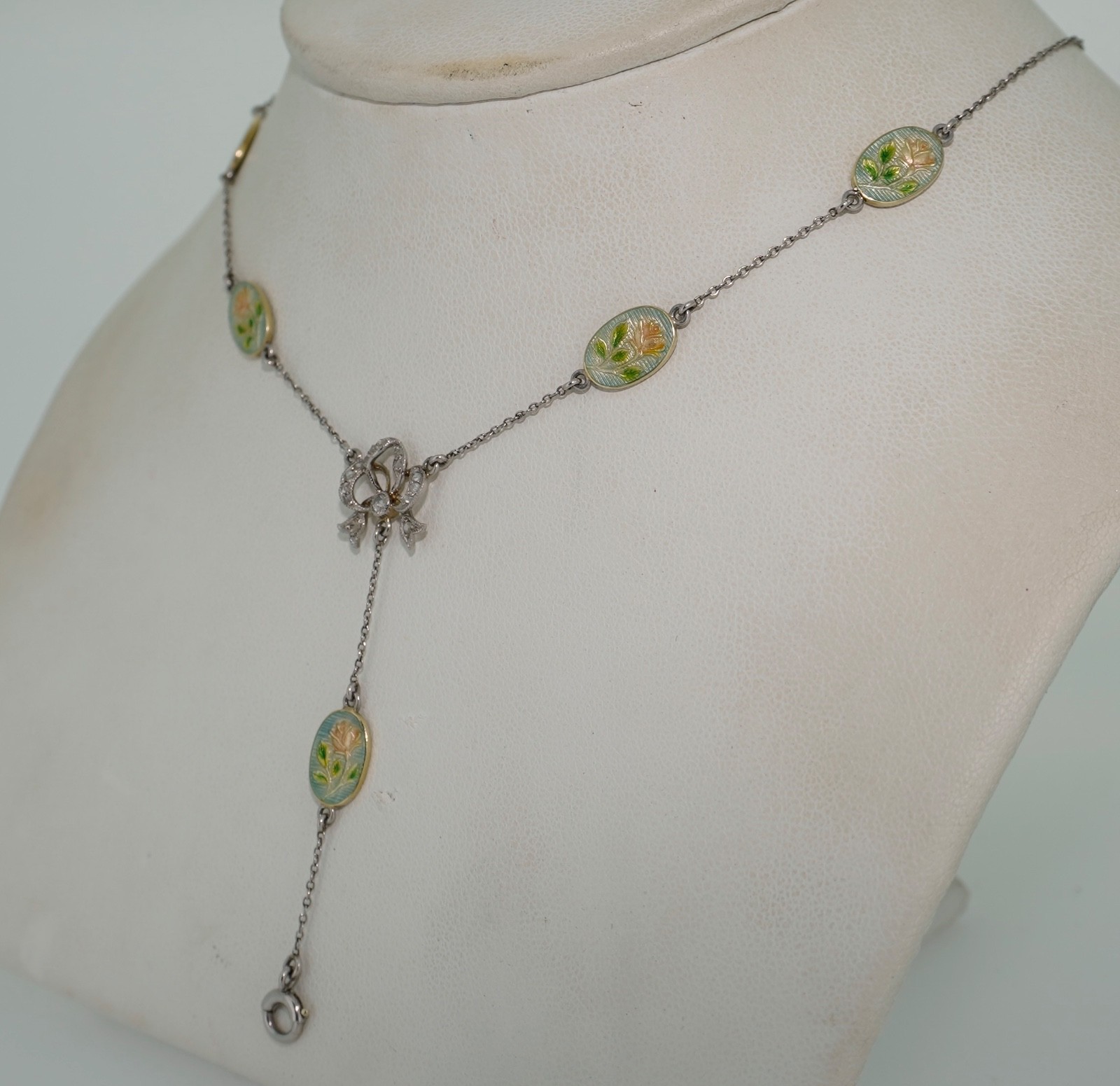 Spectacular 14K White Gold Platinum Enamel & Rose Cut Diamond Chain