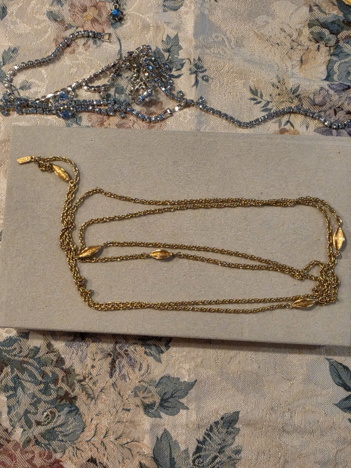 Vintage MCM Monet Signed Gold Tone 54″ Wrap Necklace Great For Layering