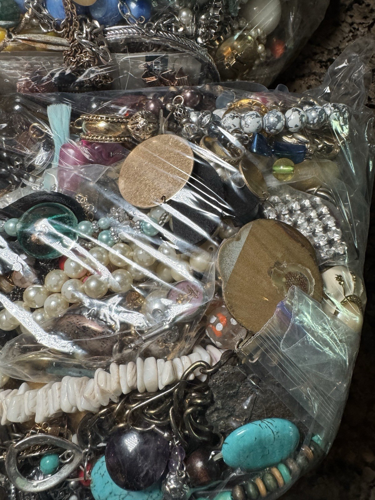 ~19 Lbs Lot ALL CRAFT Repair UNTESTED Junk Jewelry Pieces Parts Beads Earrings