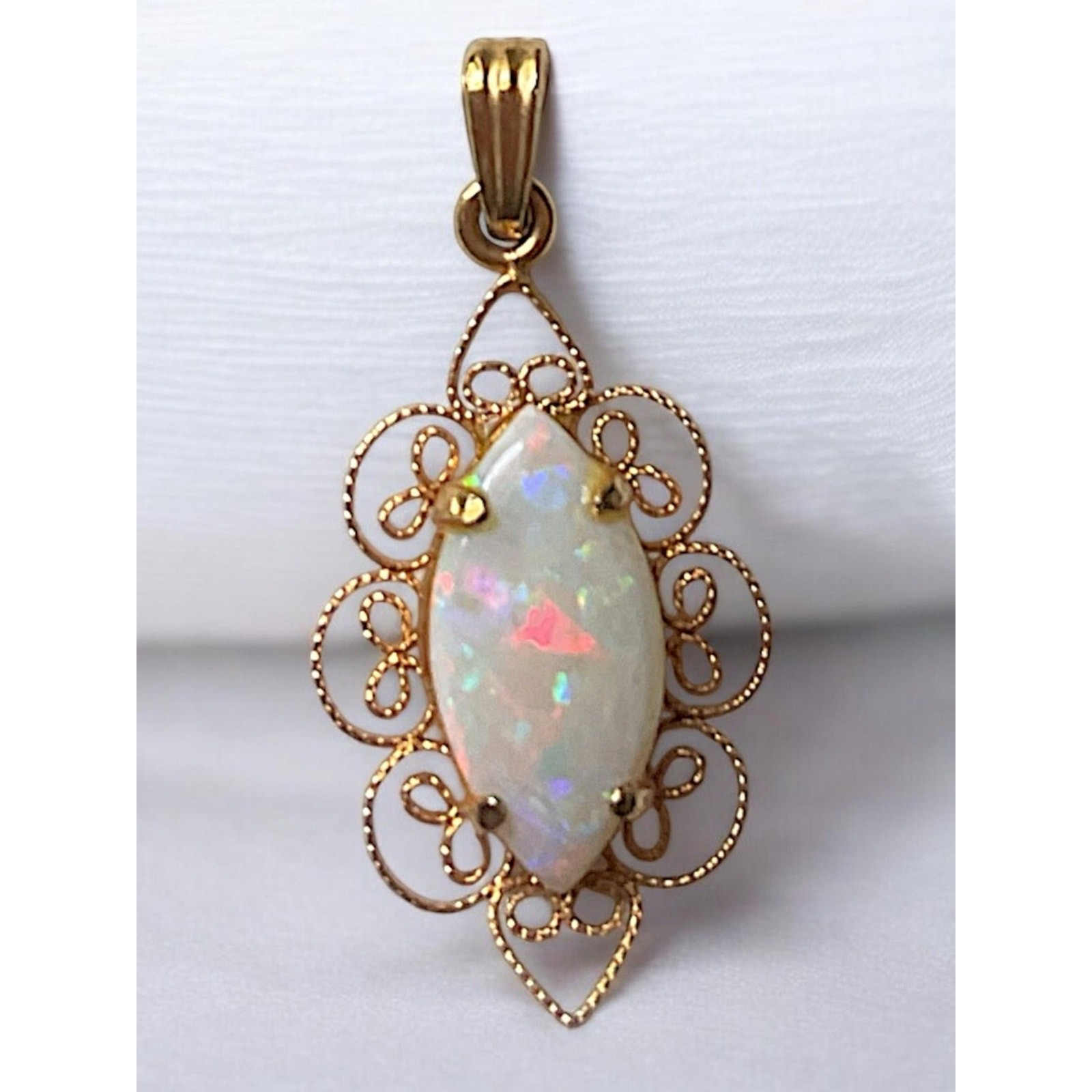 Vintage Faux Fire Opal Filigree Small Necklace Pendant Gold Tone