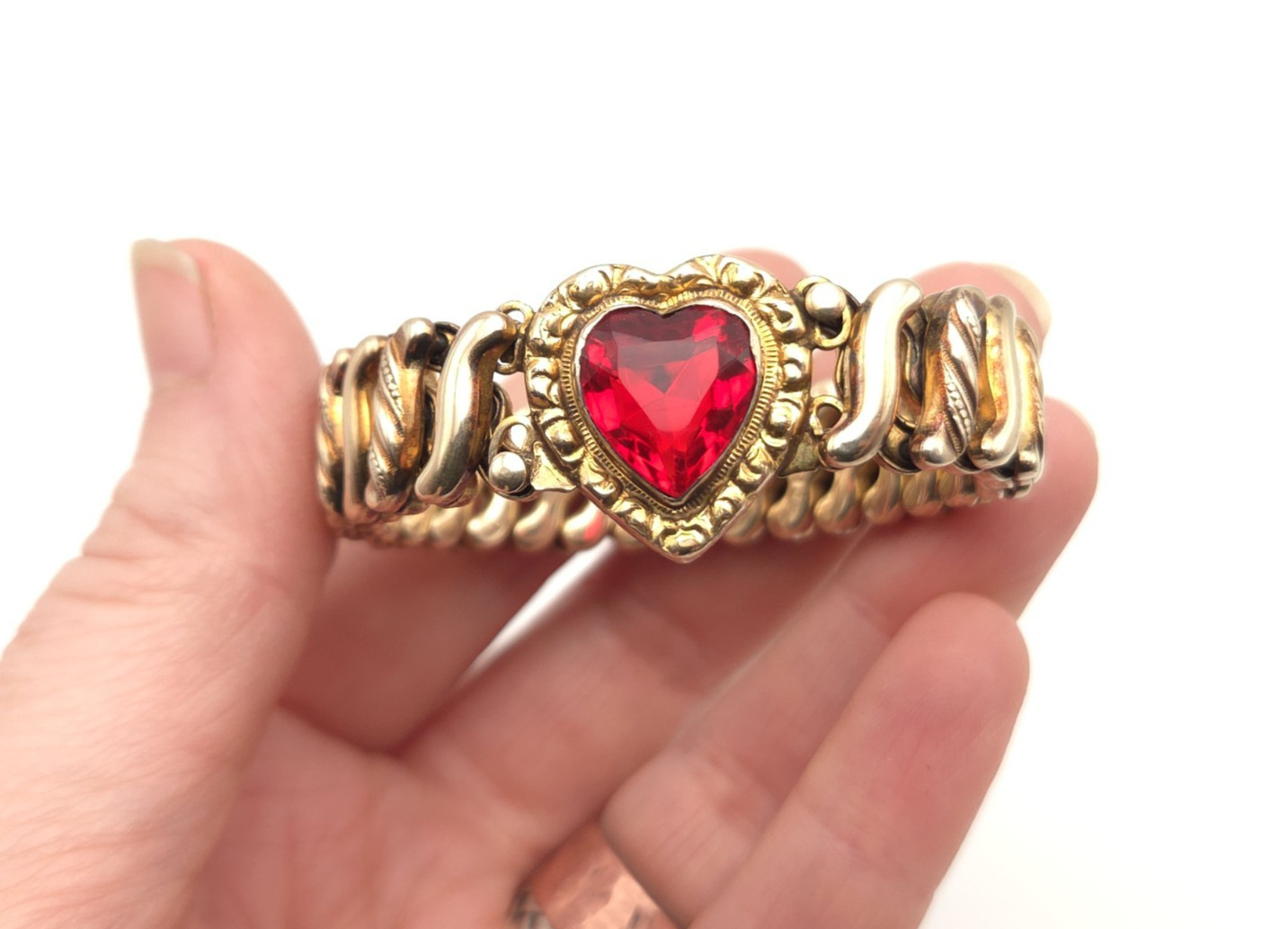 Vintage DFB Carmen Deluxe Gold Filled Sweetheart Red Glass Expansion Bracelet