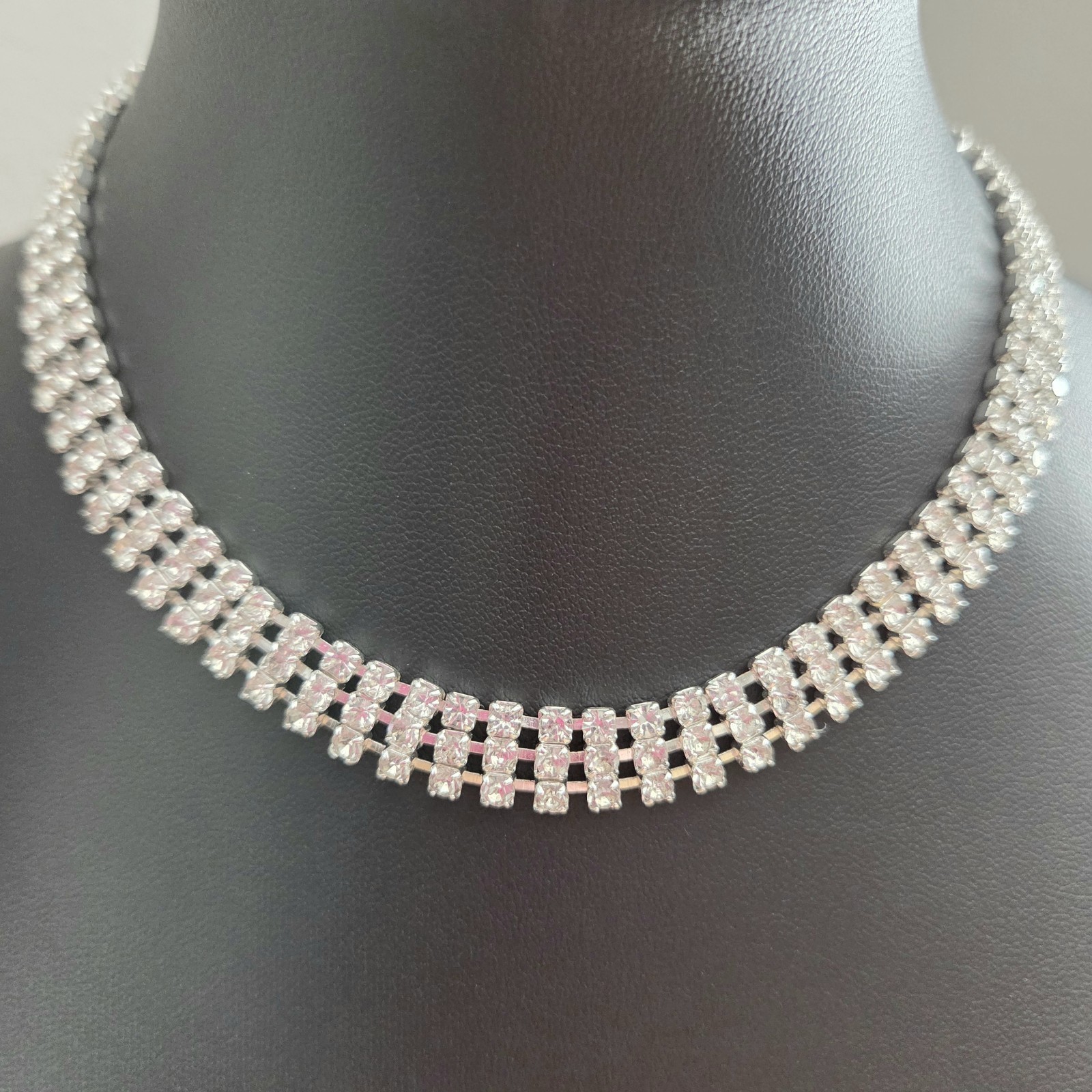 Napier Rhinestone Choker Necklace Silver Tone 13″