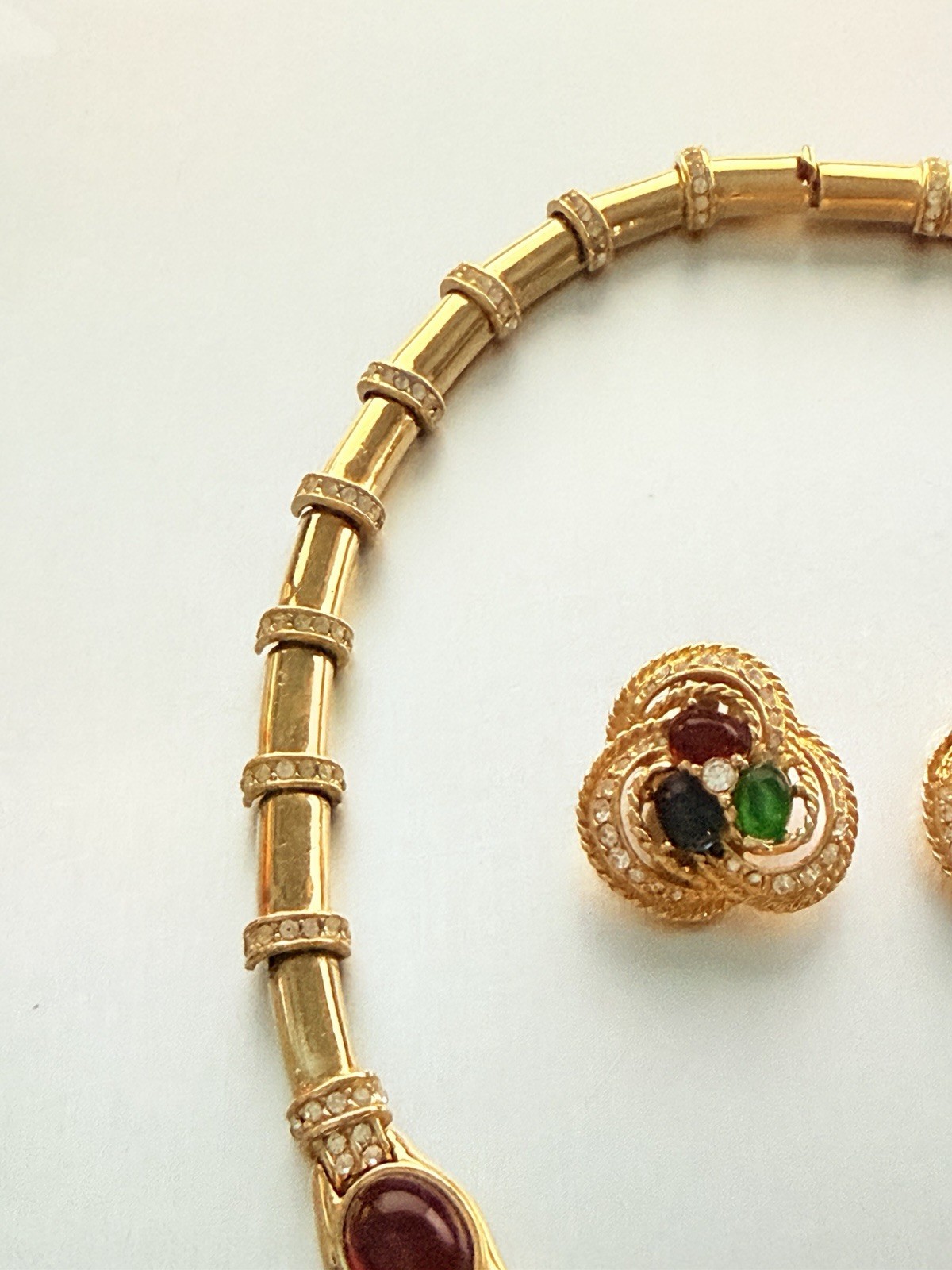 CINER 1980s Gold Tone Gripoix Cabochon Rhinestone Bar Link Necklace Earrings Set