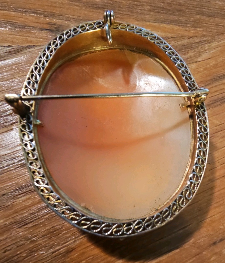 EARLY Vintage 14k Yellow Gold Shell Carved Cameo Brooch/Pendant 2″x1.5″ C-clasp