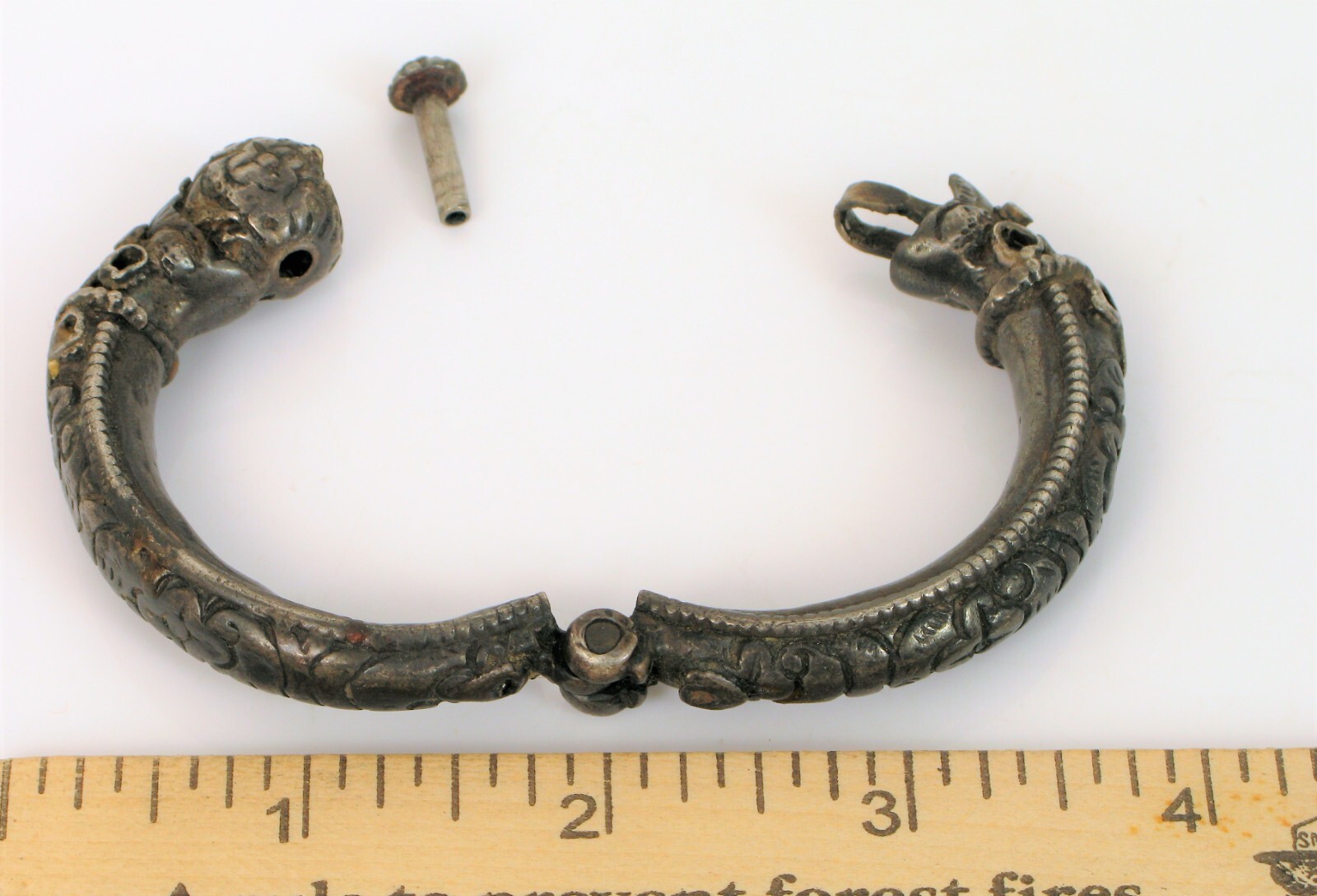 VINTAGE BEAUTIFUL STERLING SILVER BANGLE BRACELET NICE OLD DOLPHINS CREATURES