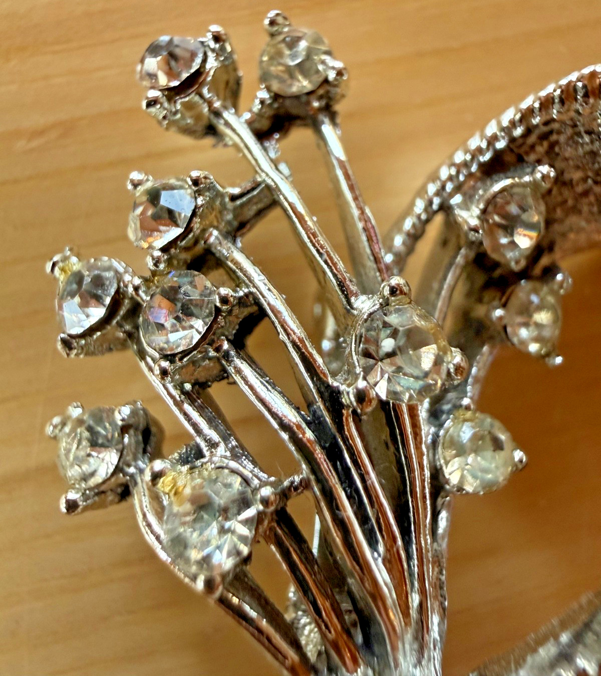 Silver Ribbon Wrapped Bouquet Brooch Vintage Clear Rhinestones Art Deco MCM