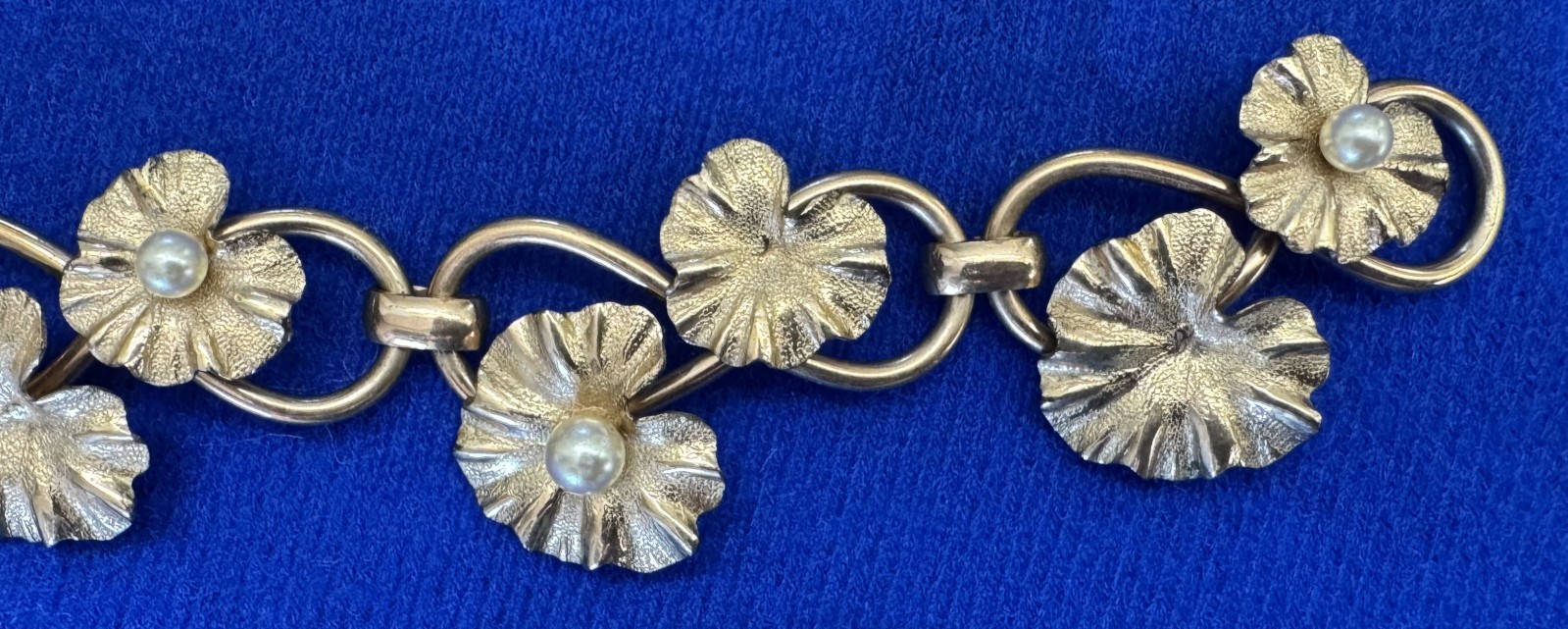 Vintage 1956 1/20 12k Gold Filled and Small Pearls Bracelet-7 1/2″ Long