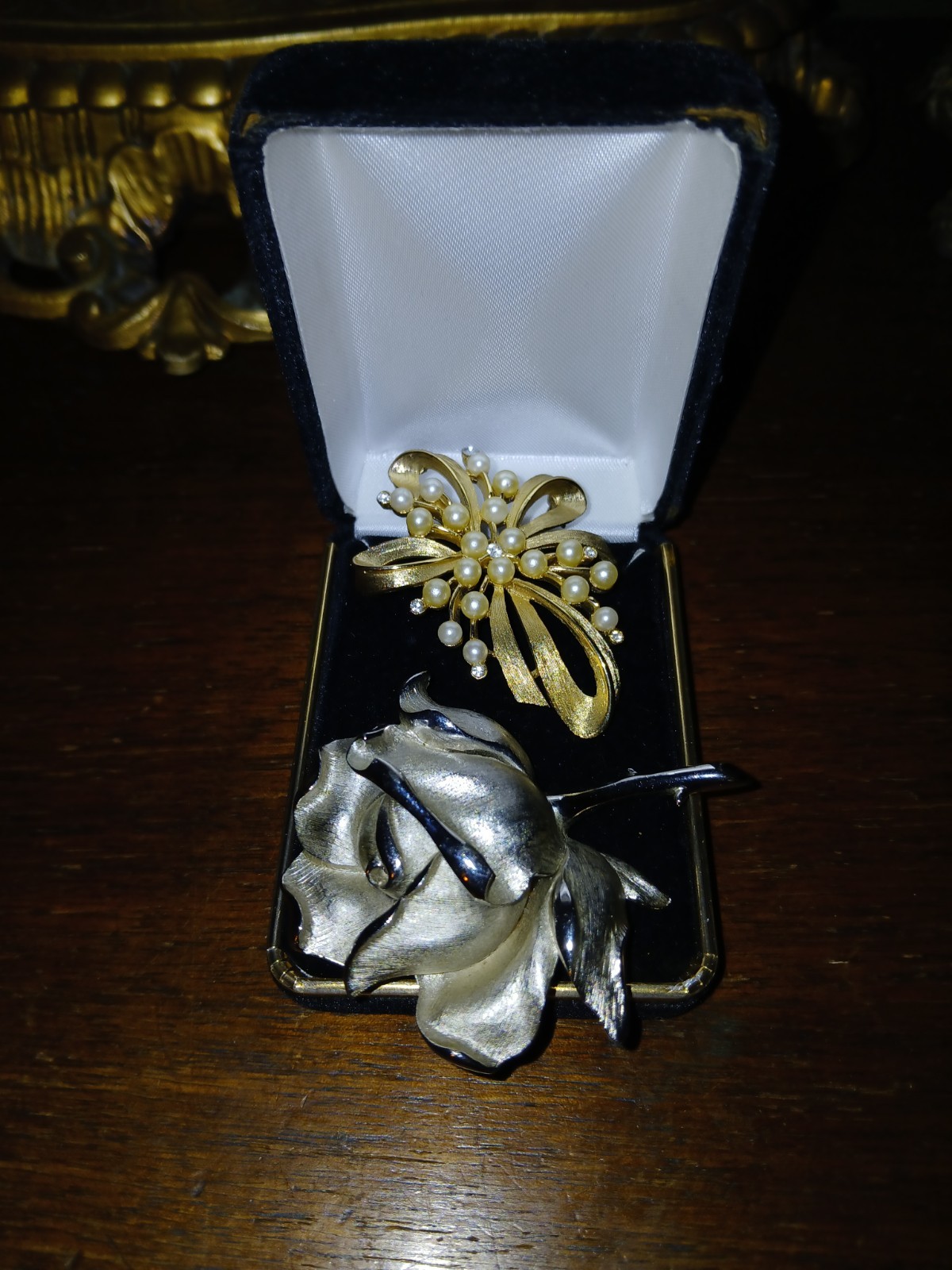 Vintage Crown Trifari Flower And Cross Brooch