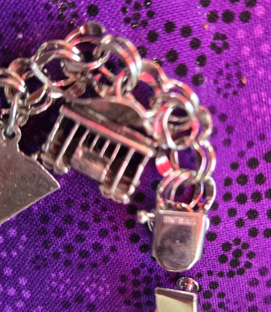 VINTAGE 1960’S STERLING SILVER 8 CHARM BRACELET 7.5 IN TRAVEL CA FL OH