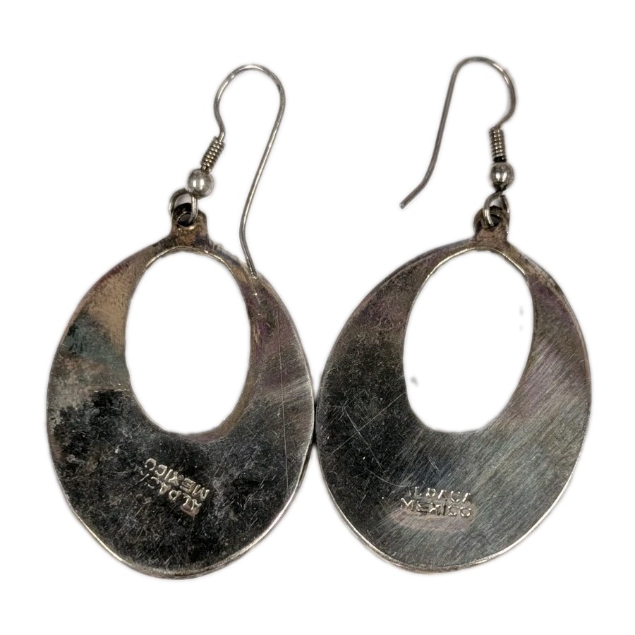 Vintage Alpaca Mexico black earrings with mother of pearl and abalone flowers