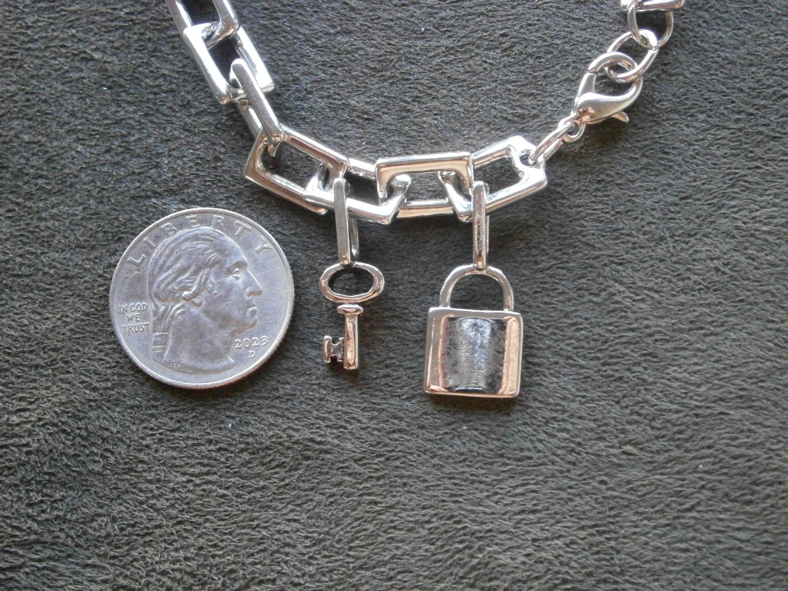 Large Chunky Rectangle Link Vintage Shiny Silvertone Bracelet 8″ ~ 26.6g
