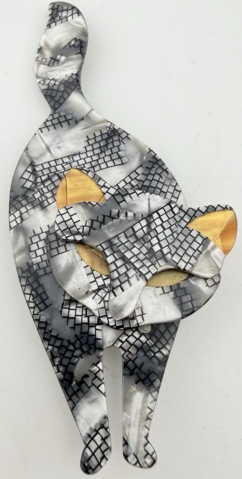 LEA STEIN PARIS RARE GREY QUARRELSOME BACCUS THE CAT ACETATE BROOCH K802C