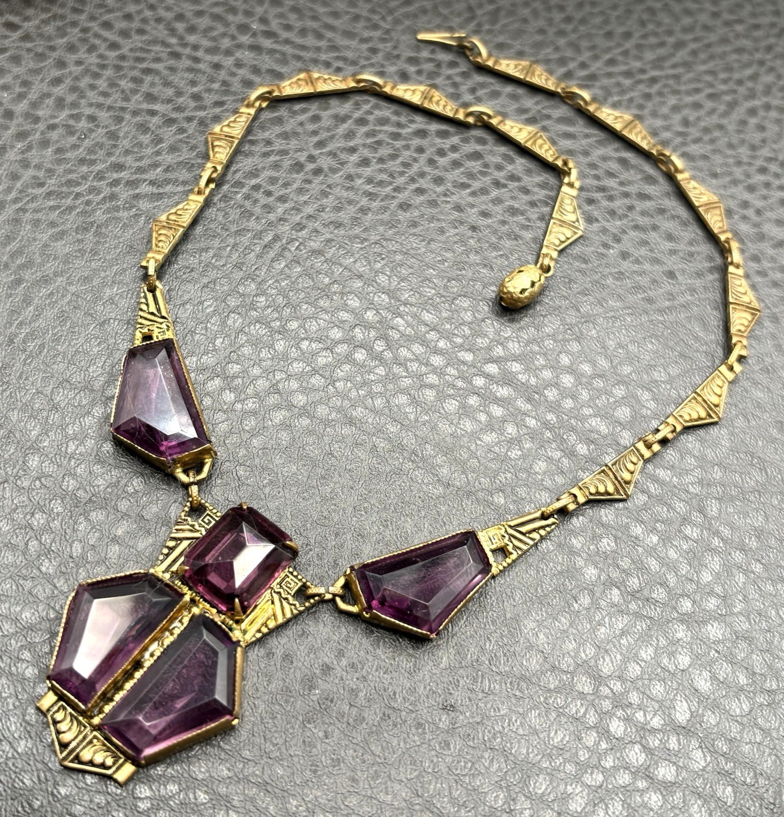 Vintage Art Deco Faux Amethyst Glass Gold Tone Ornate Chain Statement Necklace