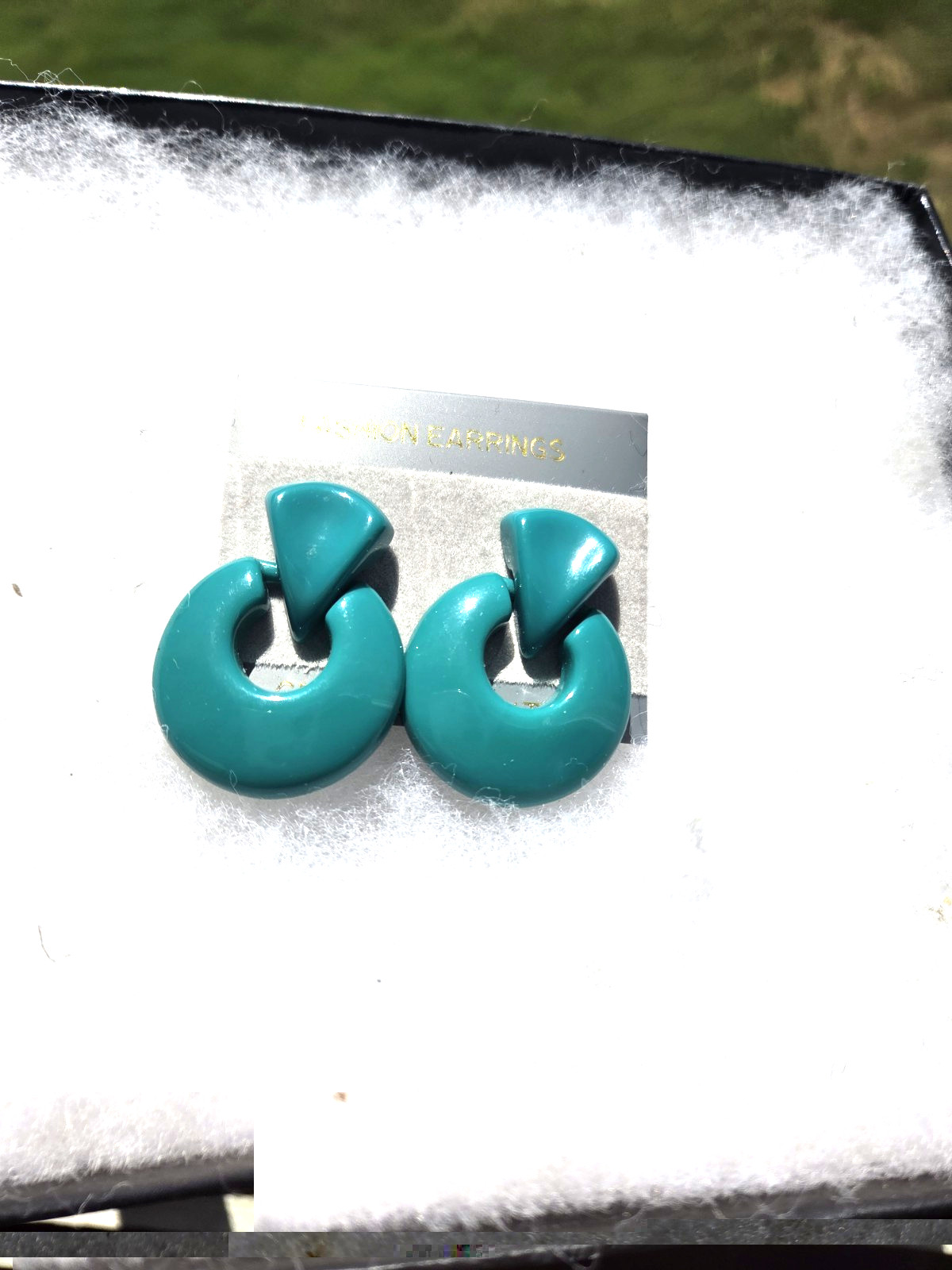 Vtg nos pierced hunter green lucite hoop Earrings