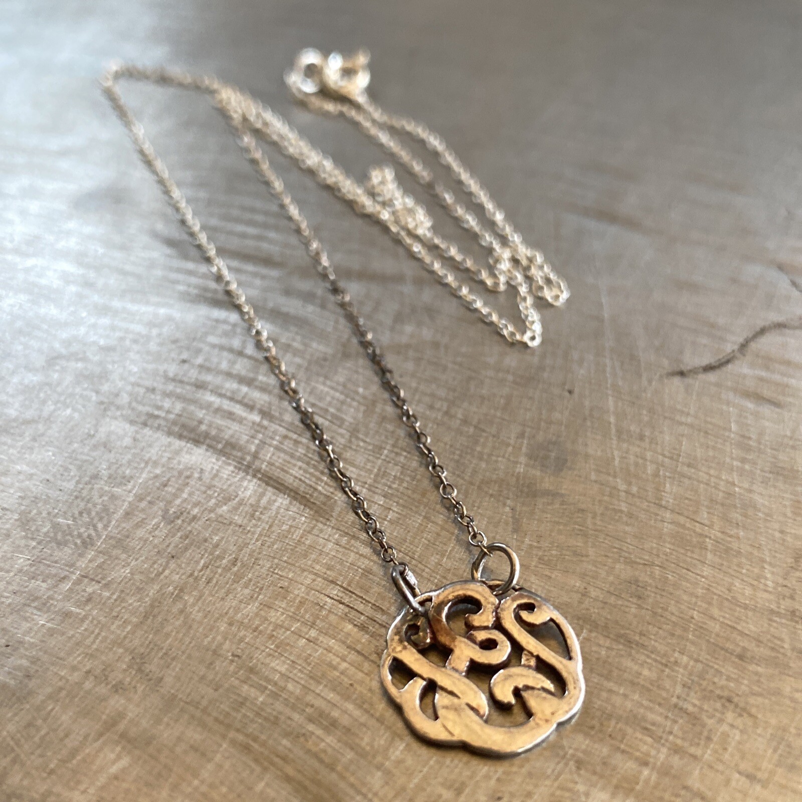 Vintage Sterling Silver Swirl Monogram Pendant Cable Chain 18” Necklace