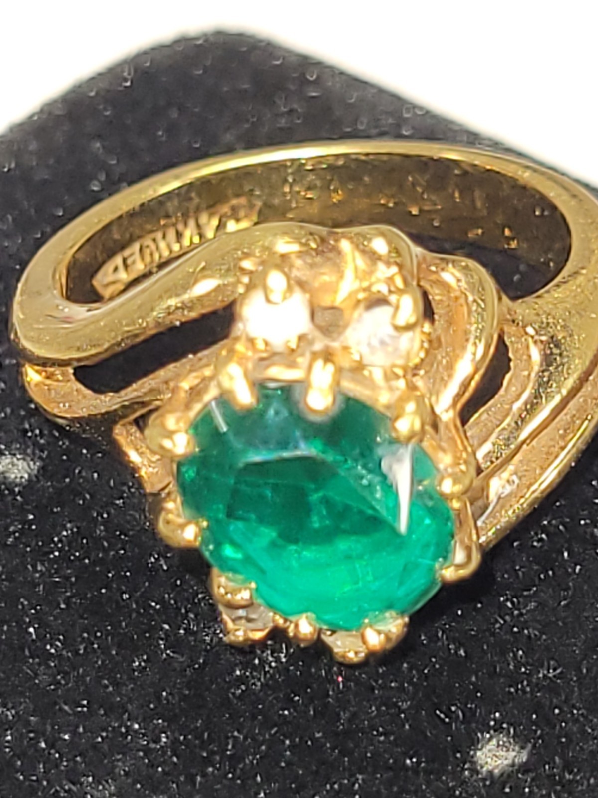 Vintage 14KGE Plate Imitation Emerald Solitaire Clear Stone Accents Fashion Ring
