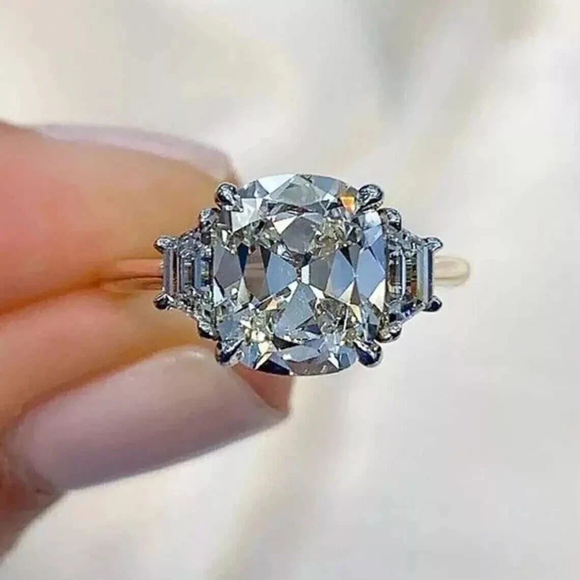 3.8Ct Art Deco Style VVS1 Lab Created Diamond Wedding Engagement 925 Silver Ring