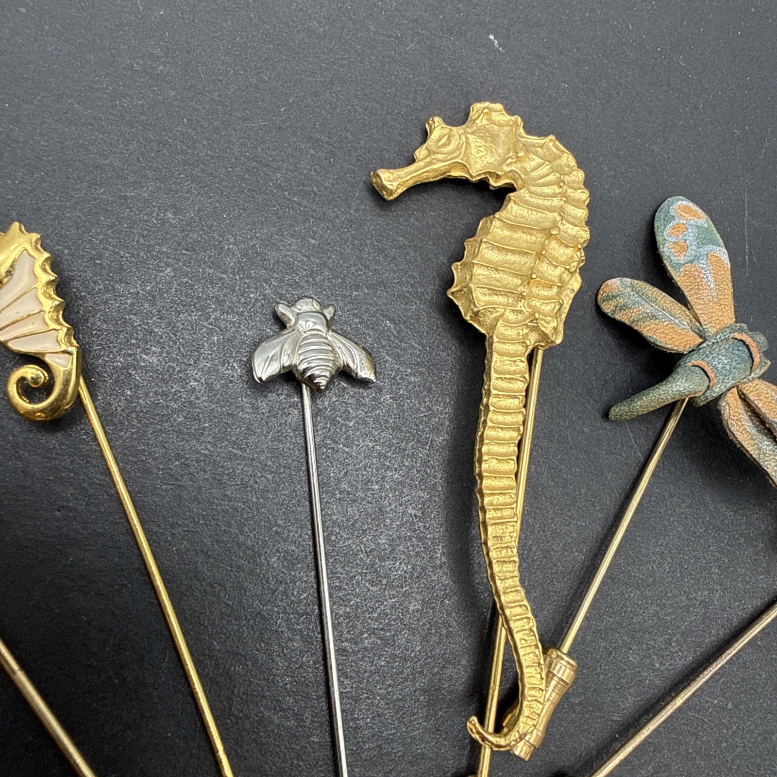 Lot Of Stick Pins – Animals And Bugs Seahorse Seal Dragonfly Frog Duck Bee J57