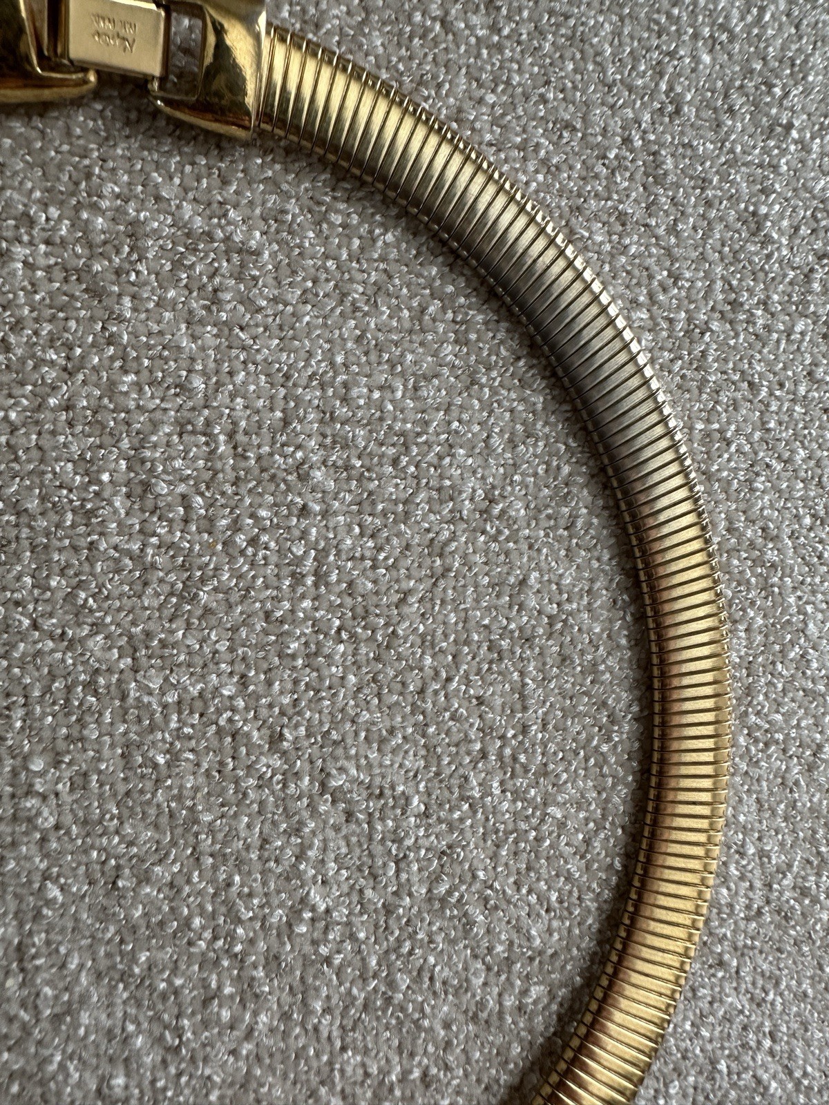 Vintage Napier Gold Tone Snake Chain Choker With A Pink/Beige Enamel Pendant 16”
