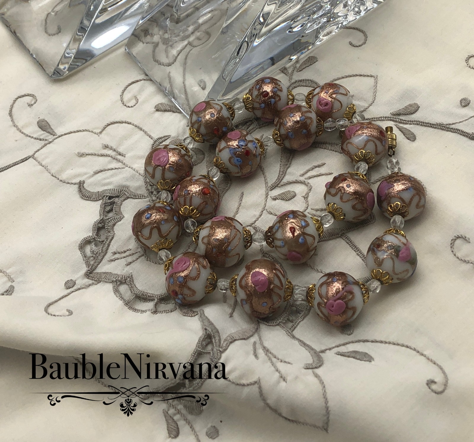 Vintage Venetian Art Glass White Wedding Cake Chunky Large 19mm Beads Necklace