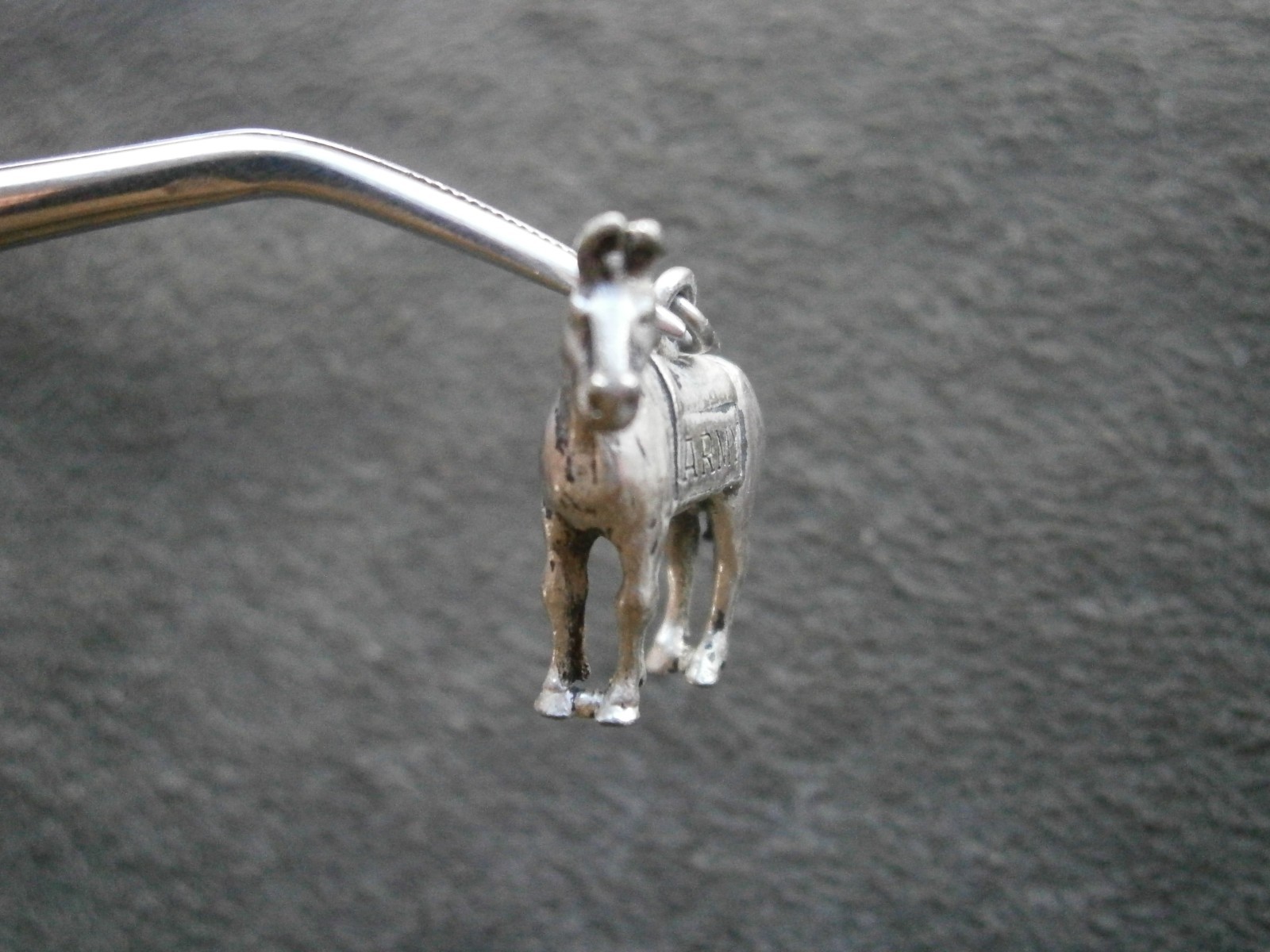 Crest Craft US Army Mule West Point Mascot Vintage Silvertone Charm Pendant 4.4g