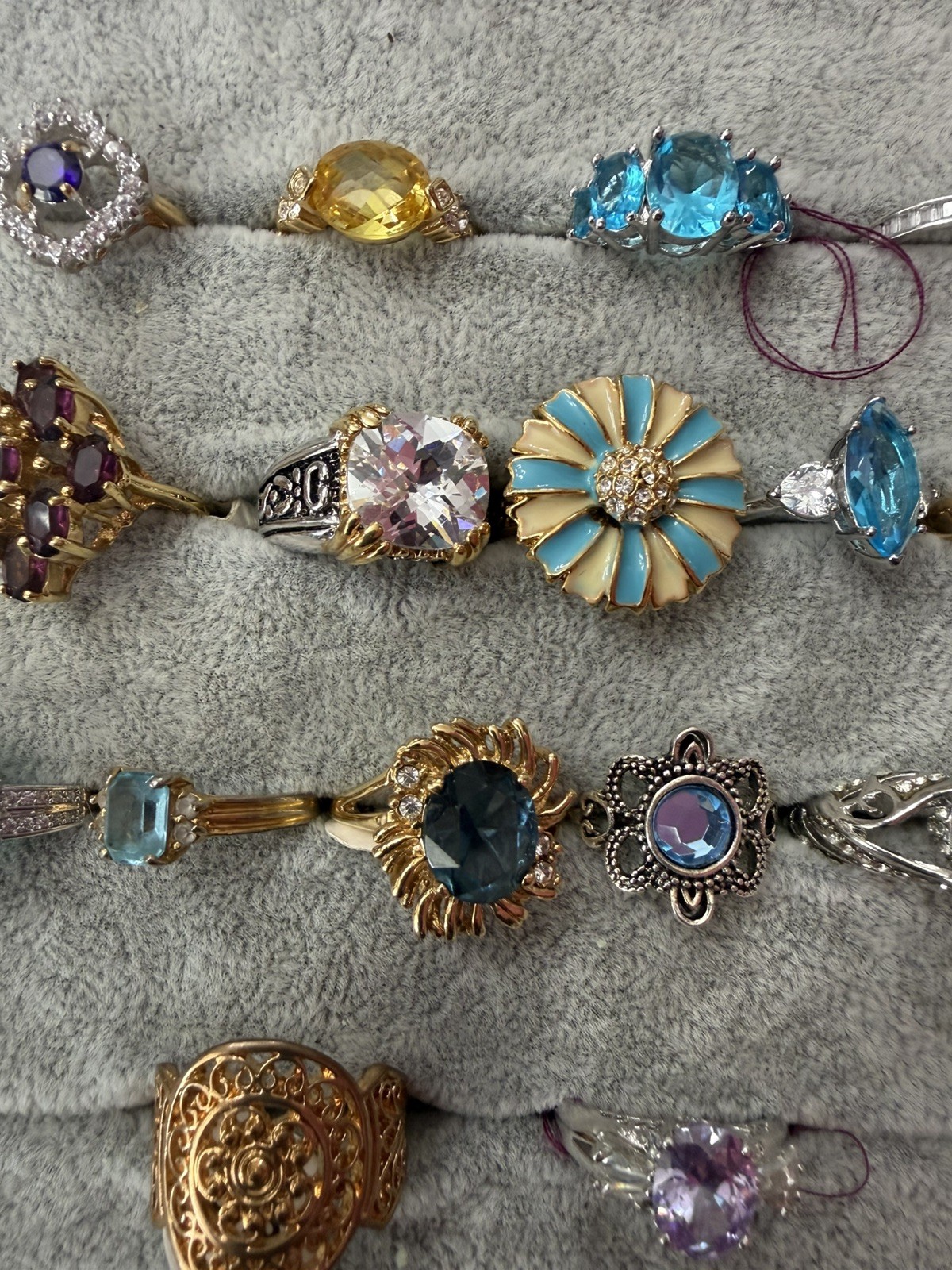 Large Lot 43 Rings Vintage To Now Some 925 Some 14kt GE & Other Various Metals