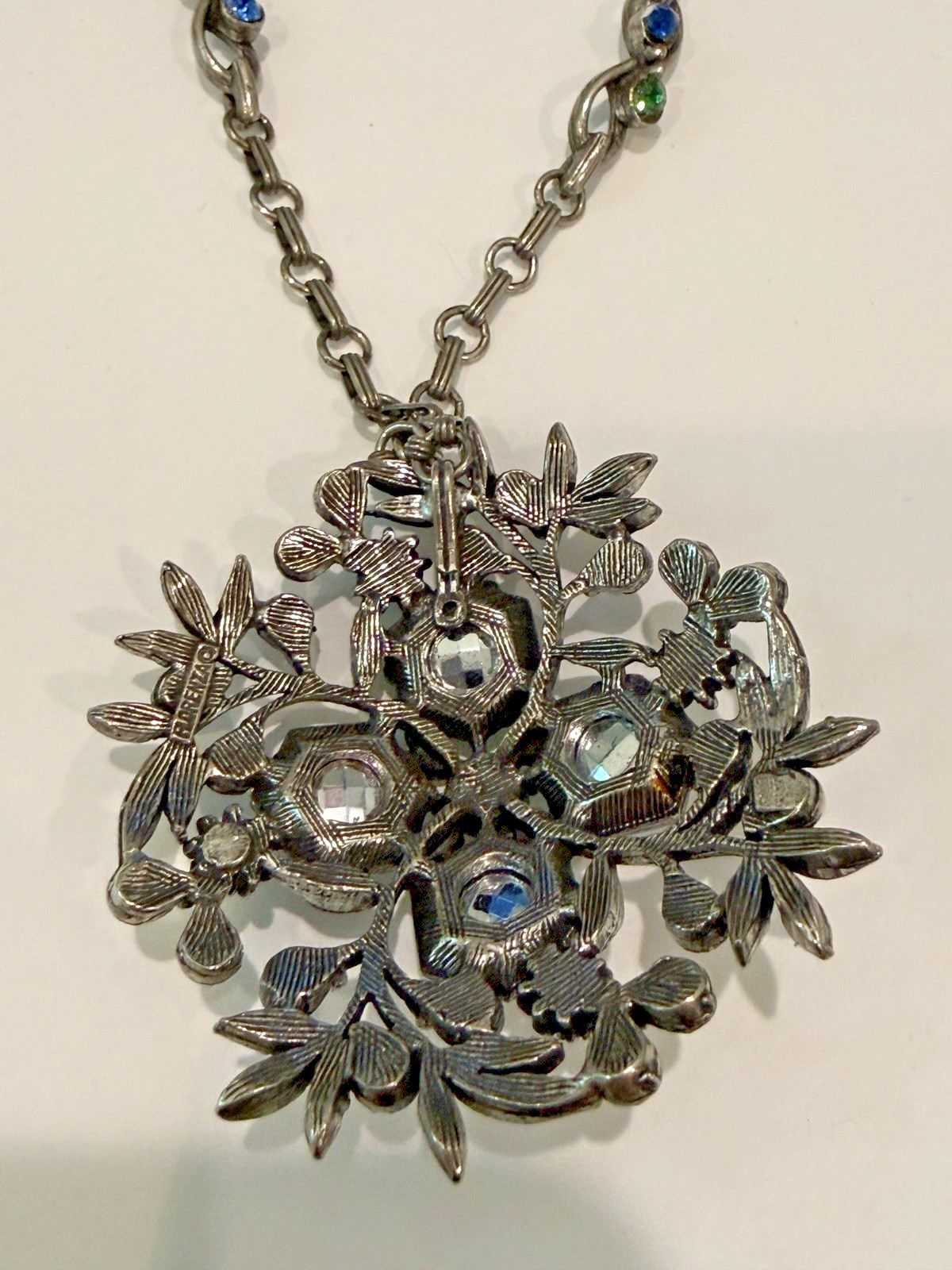 FLORENZA VINTAGE BLUE, GREEN, & PURPLE PENDANT NECKLACE