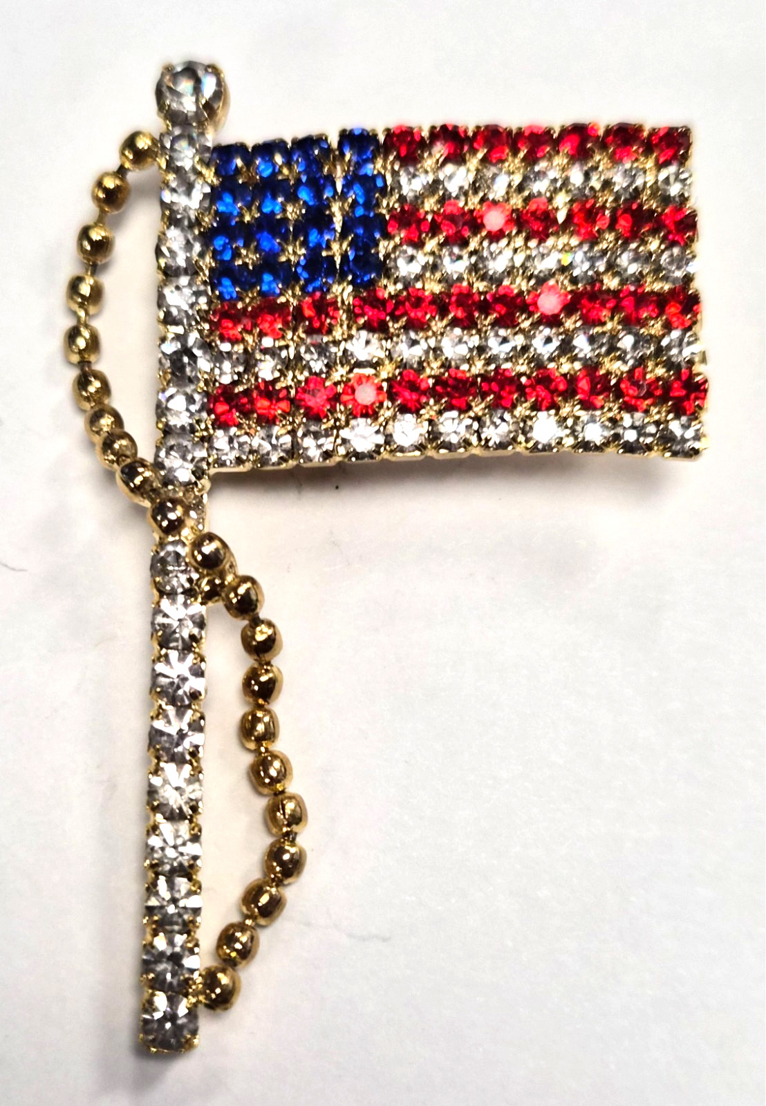 Vintage 70’s American Flag 4th of July Paved Rhinestones Patriotic Pin / Brooch