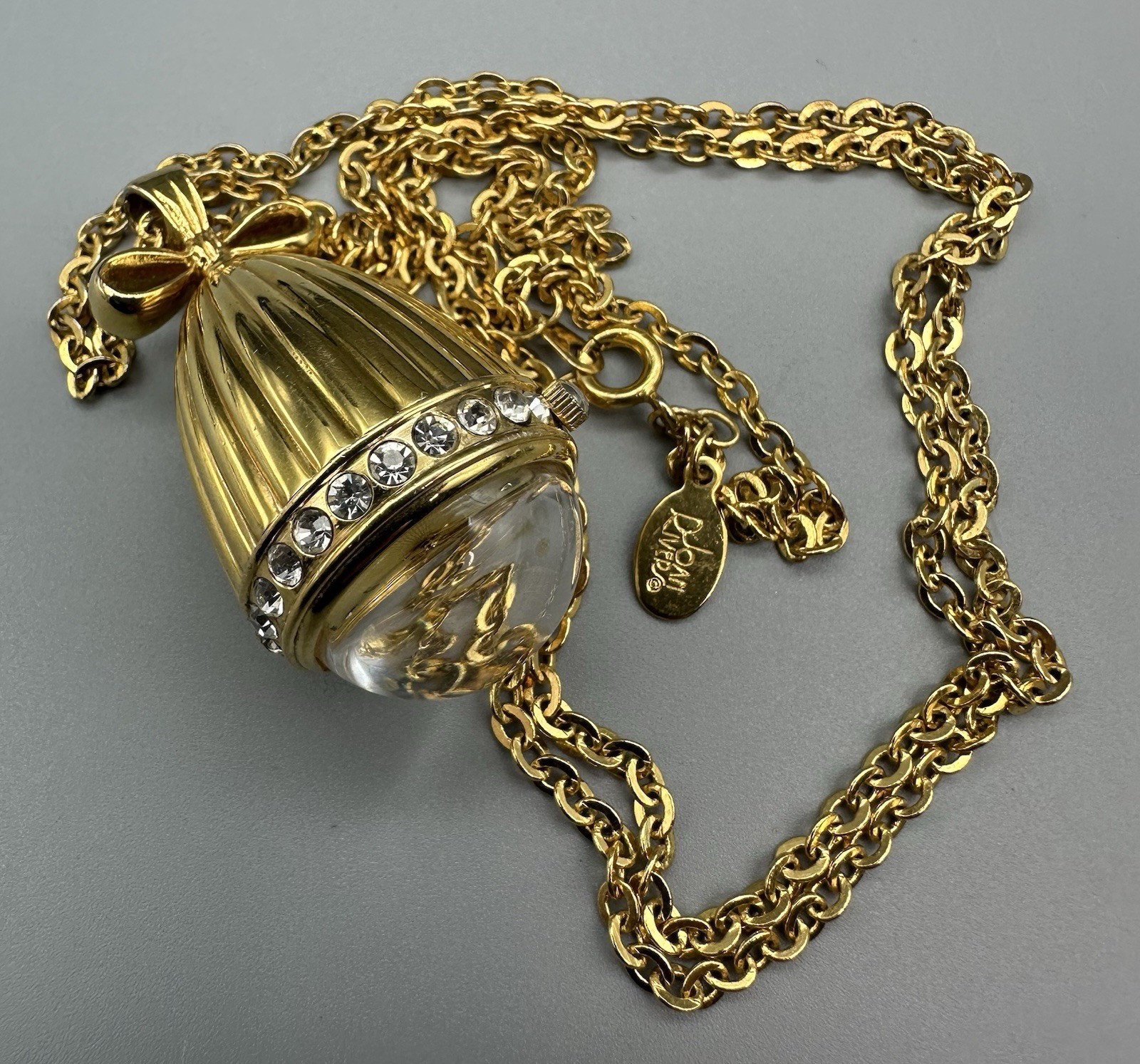 Joan Rivers Vintage Gold Tone Working Quartz Watch Pendant Necklace Bow 30″