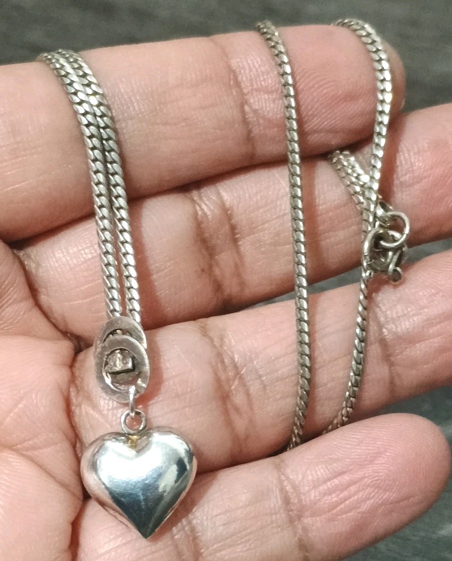 Sterling Silver Puffy Heart Vintage 925 Chain Designer Mark Unknown