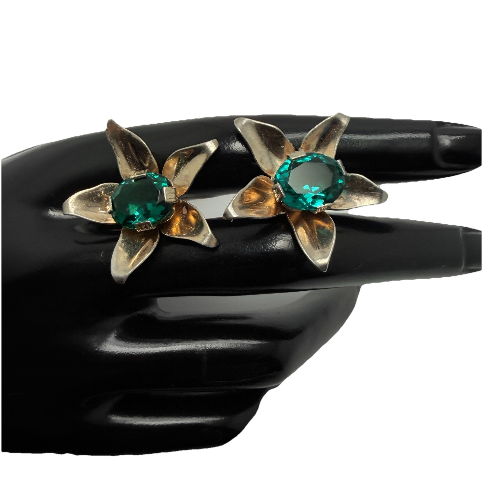 Vintage Sterling Silver Modernist Floral Earrings Emerald Green Faceted Glass